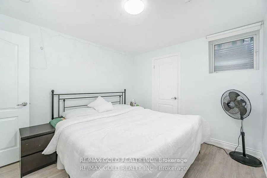 Photo 5 of 33 Callalily Road, Brampton, Northwest Sandalwood Parkway — HOMEH