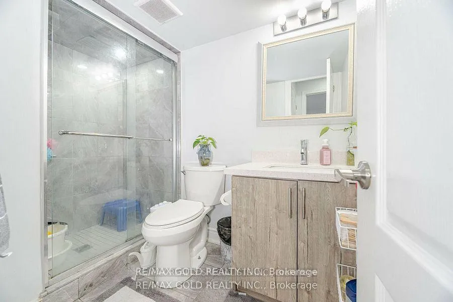 Photo 6 of 33 Callalily Road, Brampton, Northwest Sandalwood Parkway — HOMEH