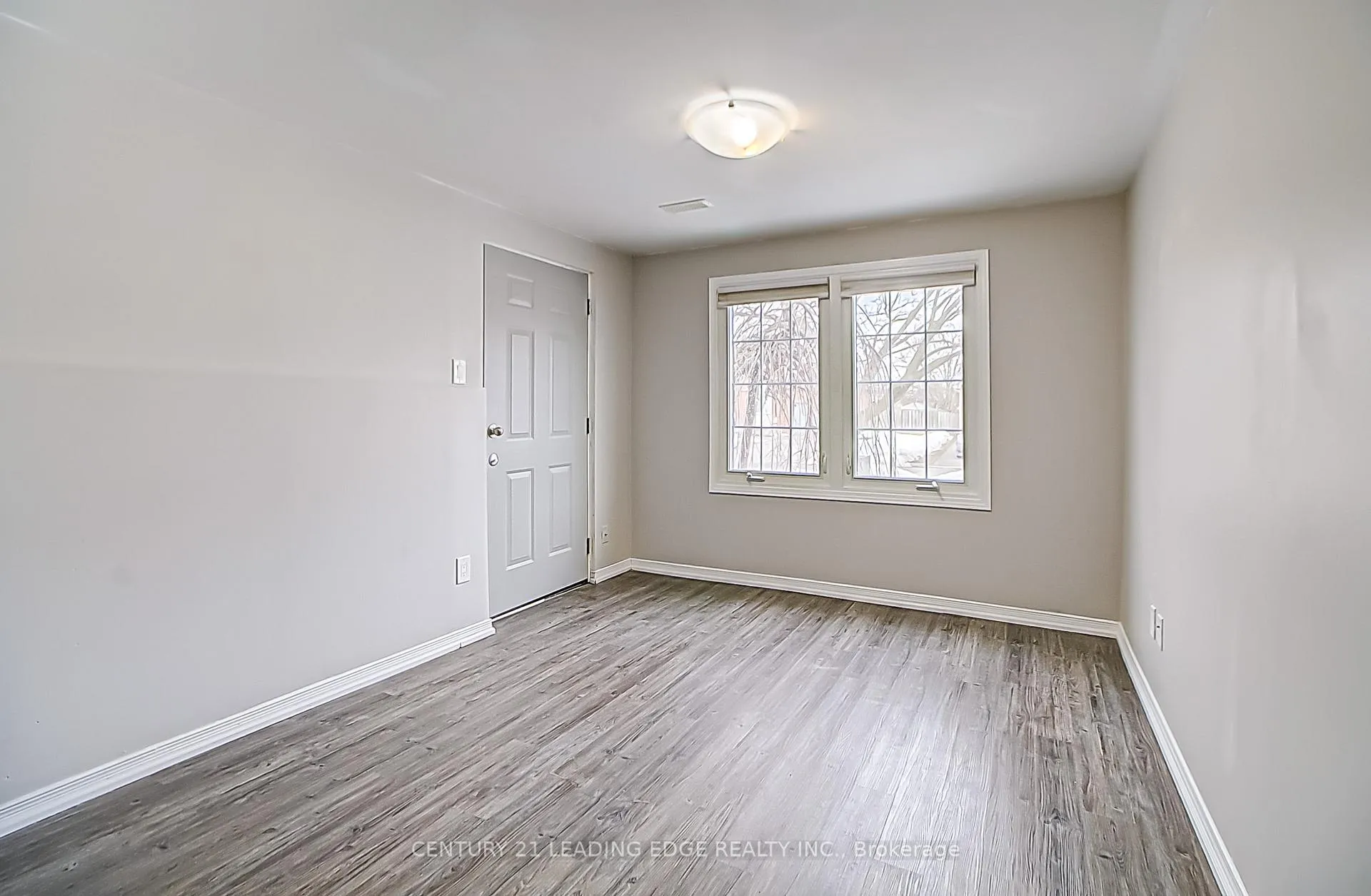 Photo 3 of Unit Lower, 55 McCrimmon Crescent, Clarington, Bowmanville — HOMEH