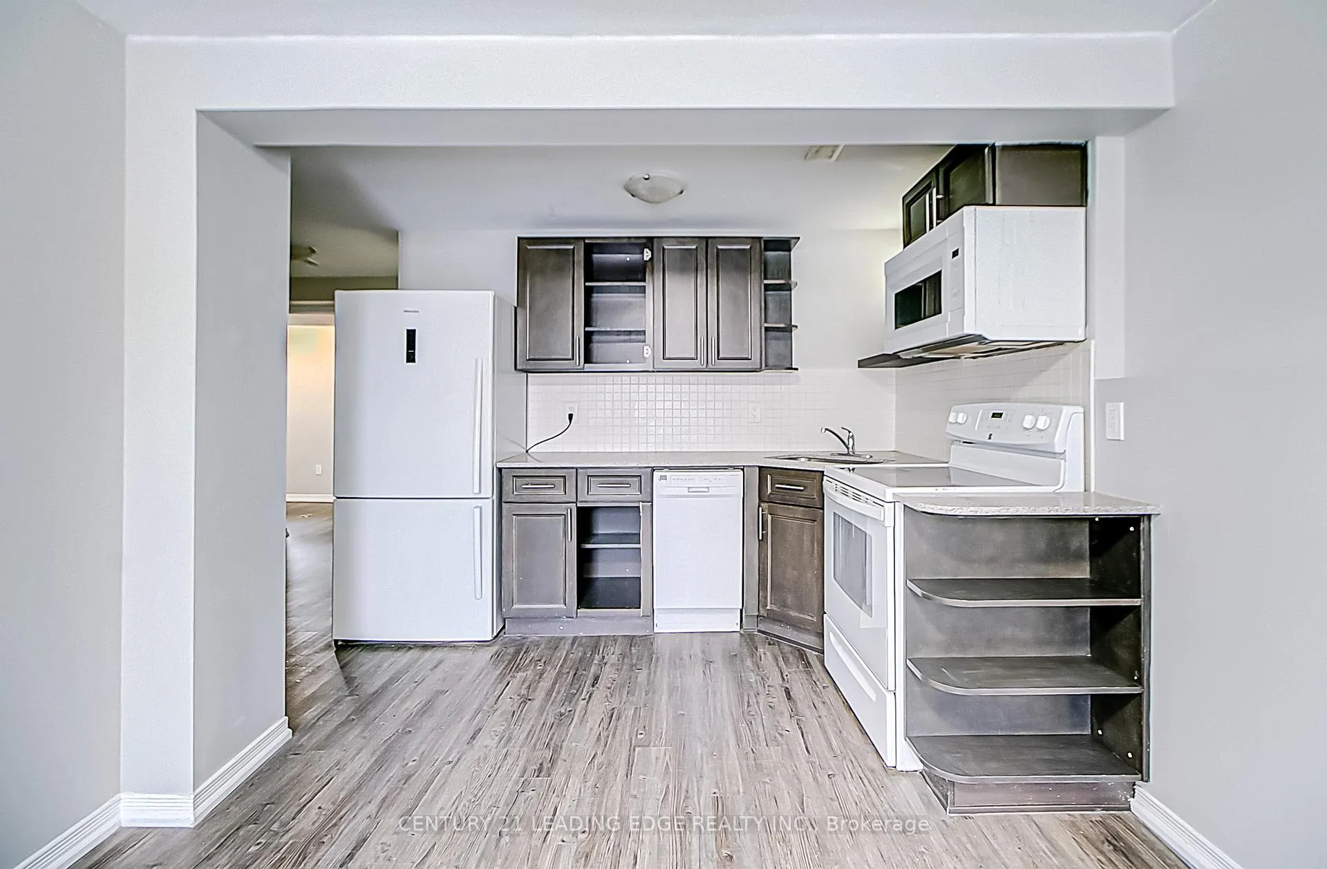 Photo 5 of Unit Lower, 55 McCrimmon Crescent, Clarington, Bowmanville — HOMEH