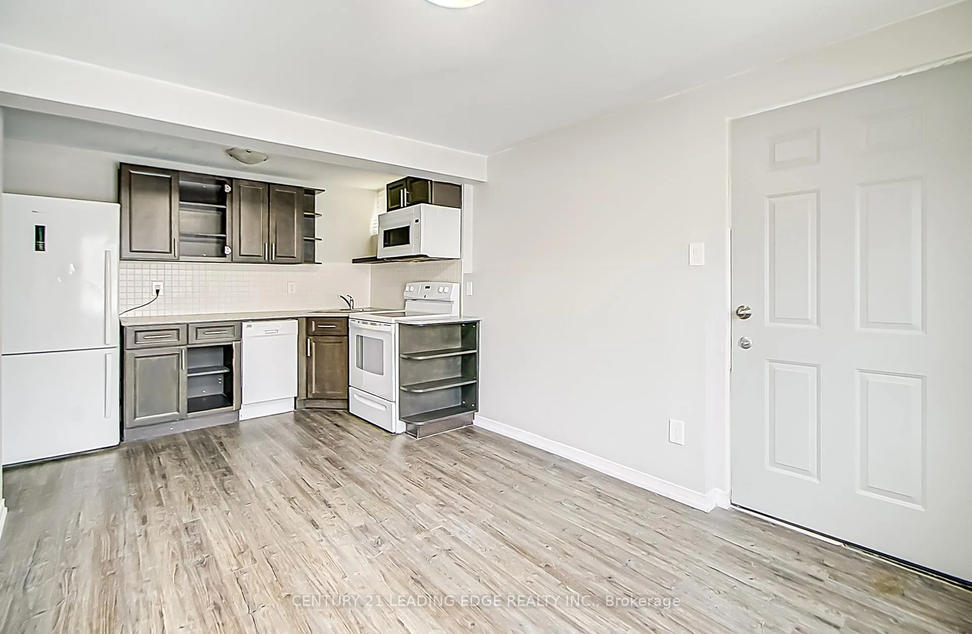 Photo 6 of Unit Lower, 55 McCrimmon Crescent, Clarington, Bowmanville — HOMEH