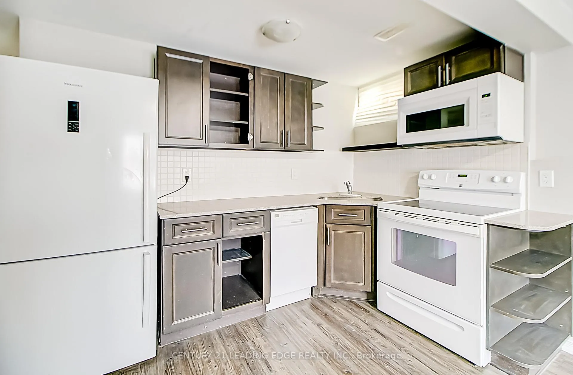Photo 7 of Unit Lower, 55 McCrimmon Crescent, Clarington, Bowmanville — HOMEH