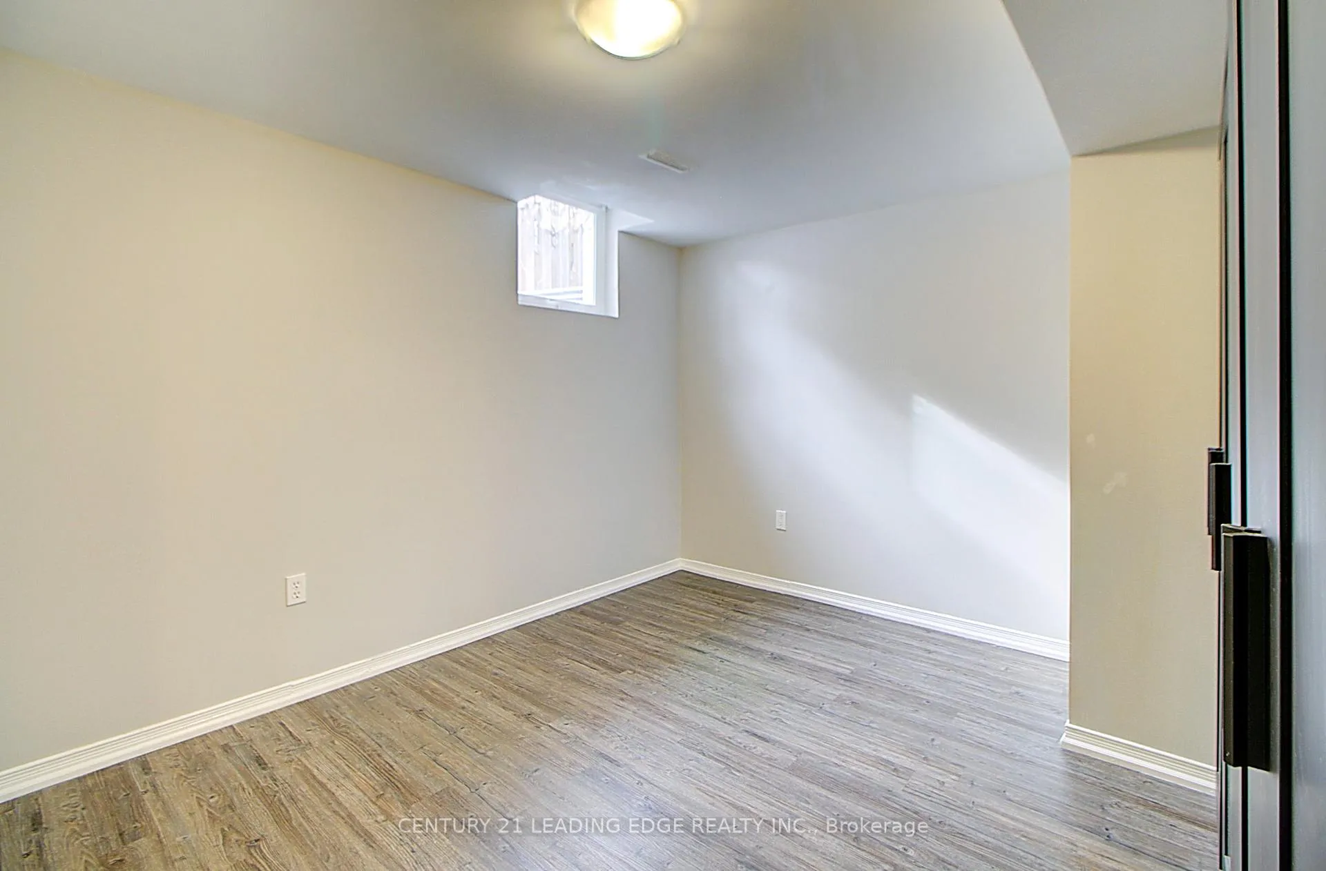 Photo 13 of Unit Lower, 55 McCrimmon Crescent, Clarington, Bowmanville — HOMEH