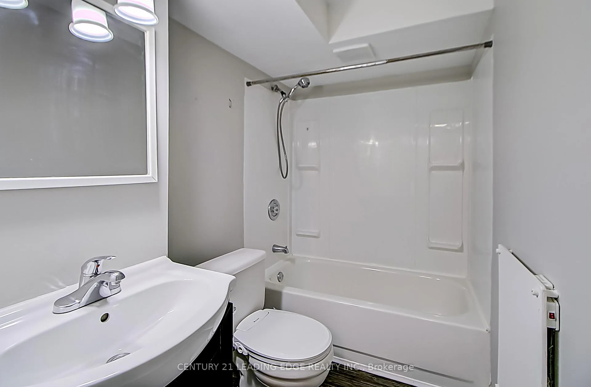 Photo 14 of Unit Lower, 55 McCrimmon Crescent, Clarington, Bowmanville — HOMEH