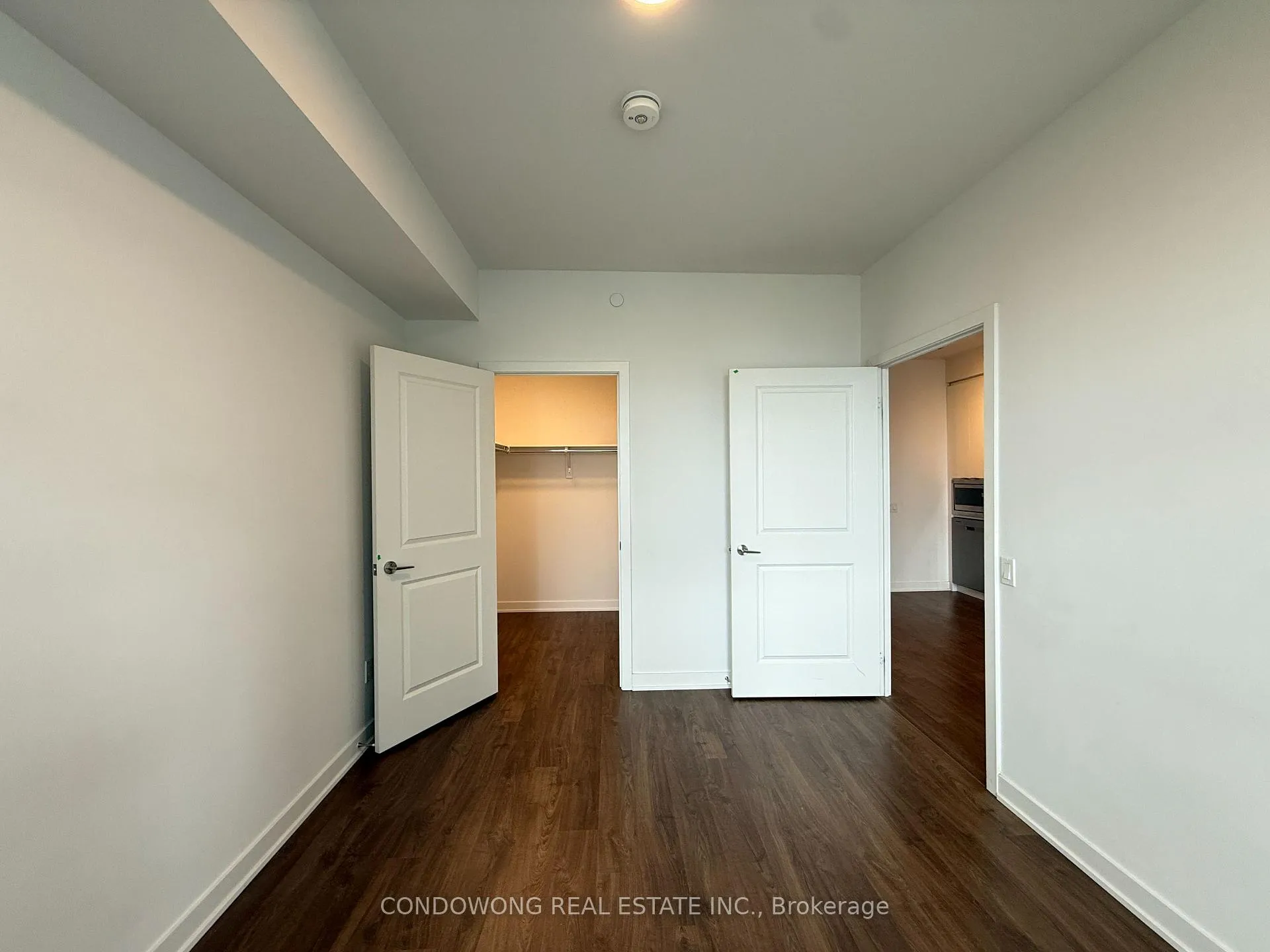 Photo 5 of Unit 2703, 50 Upper Mall Way, Vaughan, Brownridge — HOMEH