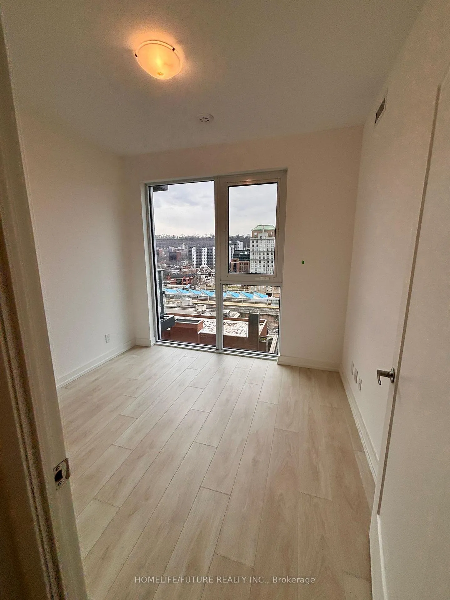 Photo 7 of Unit 1122, 75 James Street S, Hamilton, Corktown — HOMEH