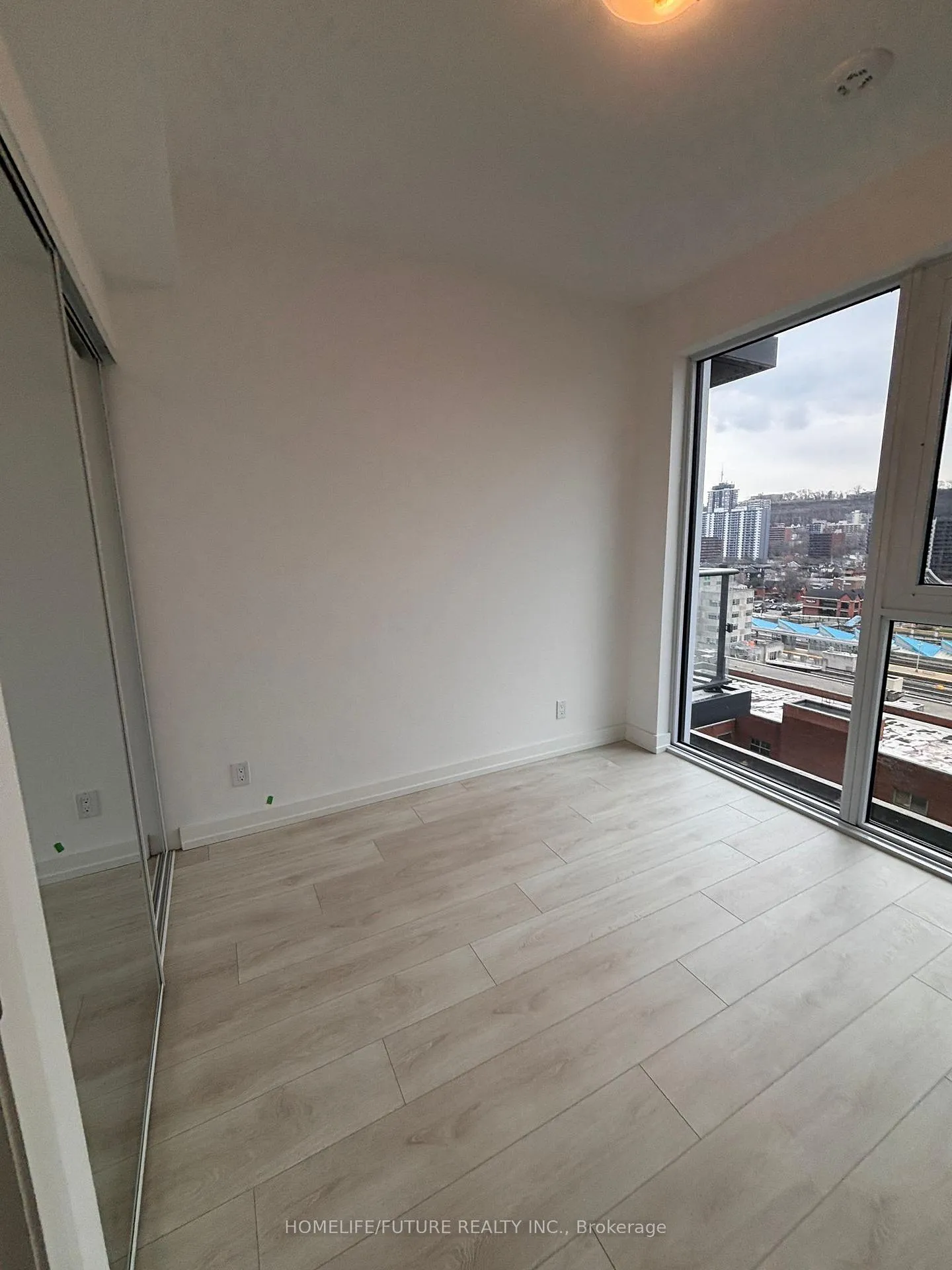 Photo 8 of Unit 1122, 75 James Street S, Hamilton, Corktown — HOMEH