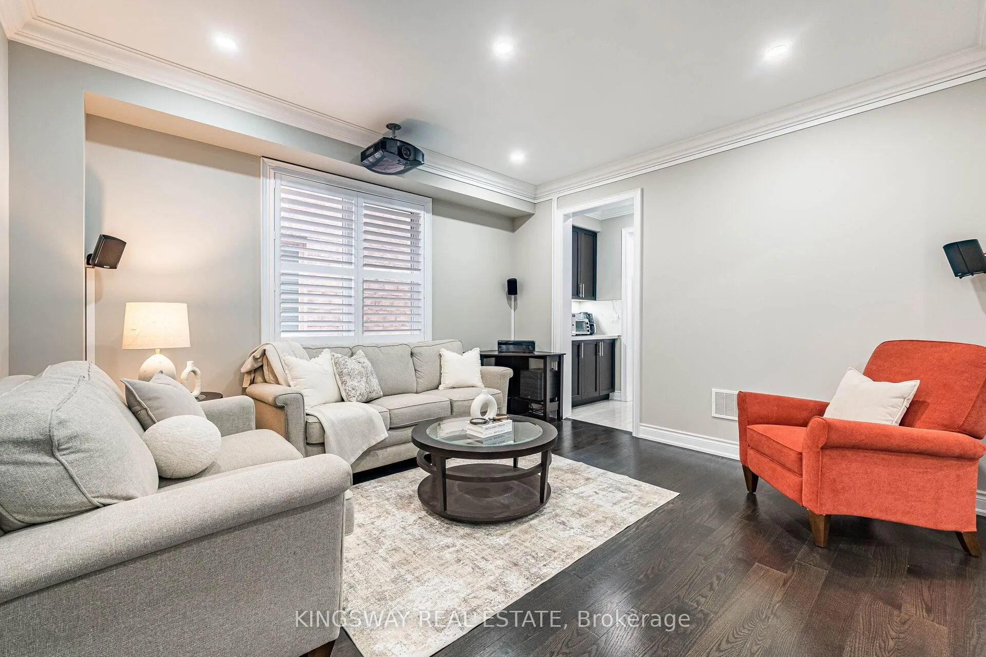 Photo 5 of 41 Argelia Crescent, Brampton, Credit Valley — HOMEH
