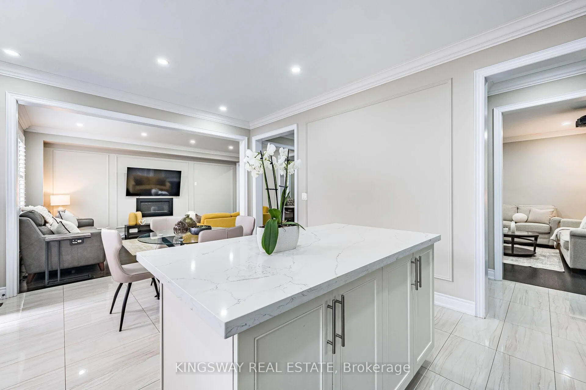 Photo 17 of 41 Argelia Crescent, Brampton, Credit Valley — HOMEH