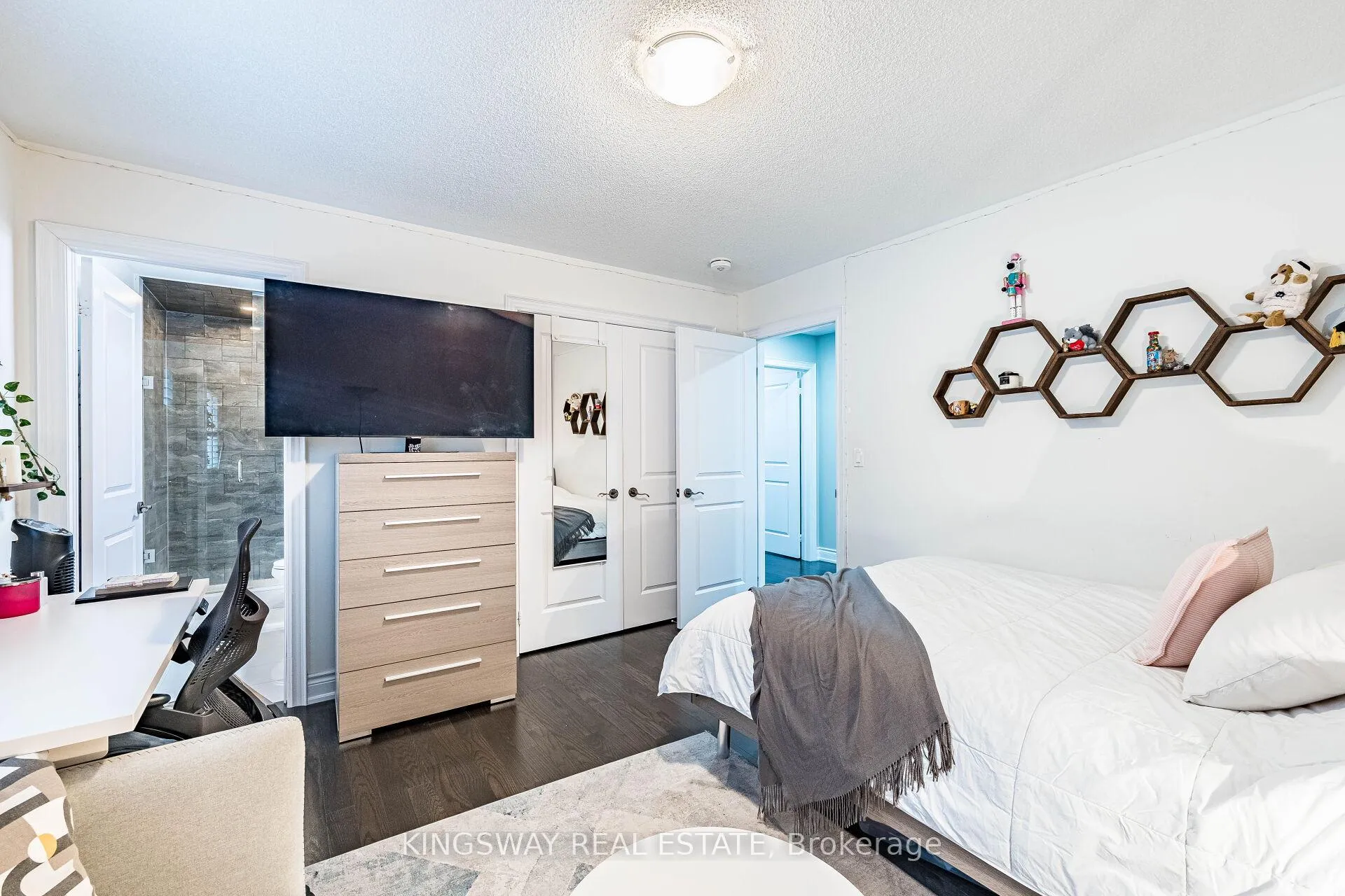 Photo 29 of 41 Argelia Crescent, Brampton, Credit Valley — HOMEH