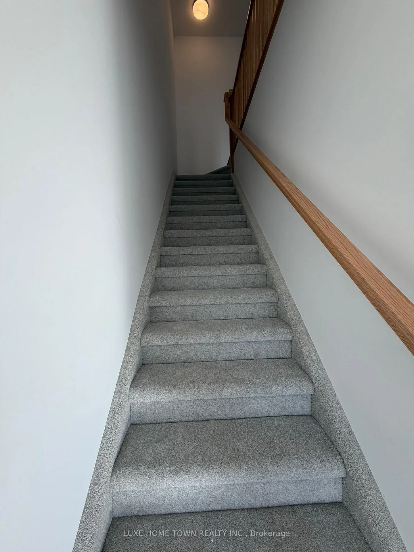 Photo 4 of Unit 318, 25 Palace Street, Kitchener — HOMEH