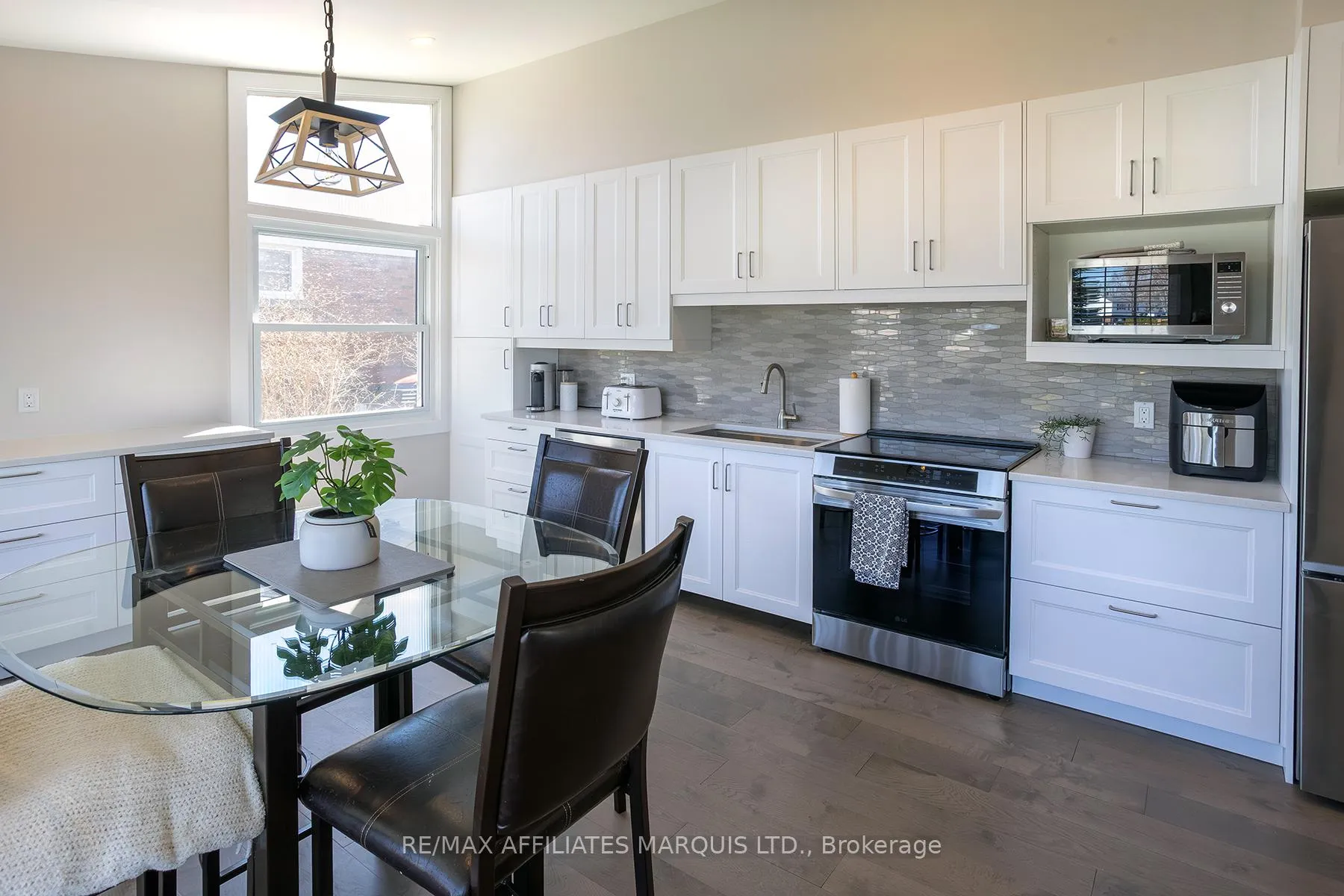 Photo 3 of 69 Kyle Drive, South Dundas, Morrisburg — HOMEH