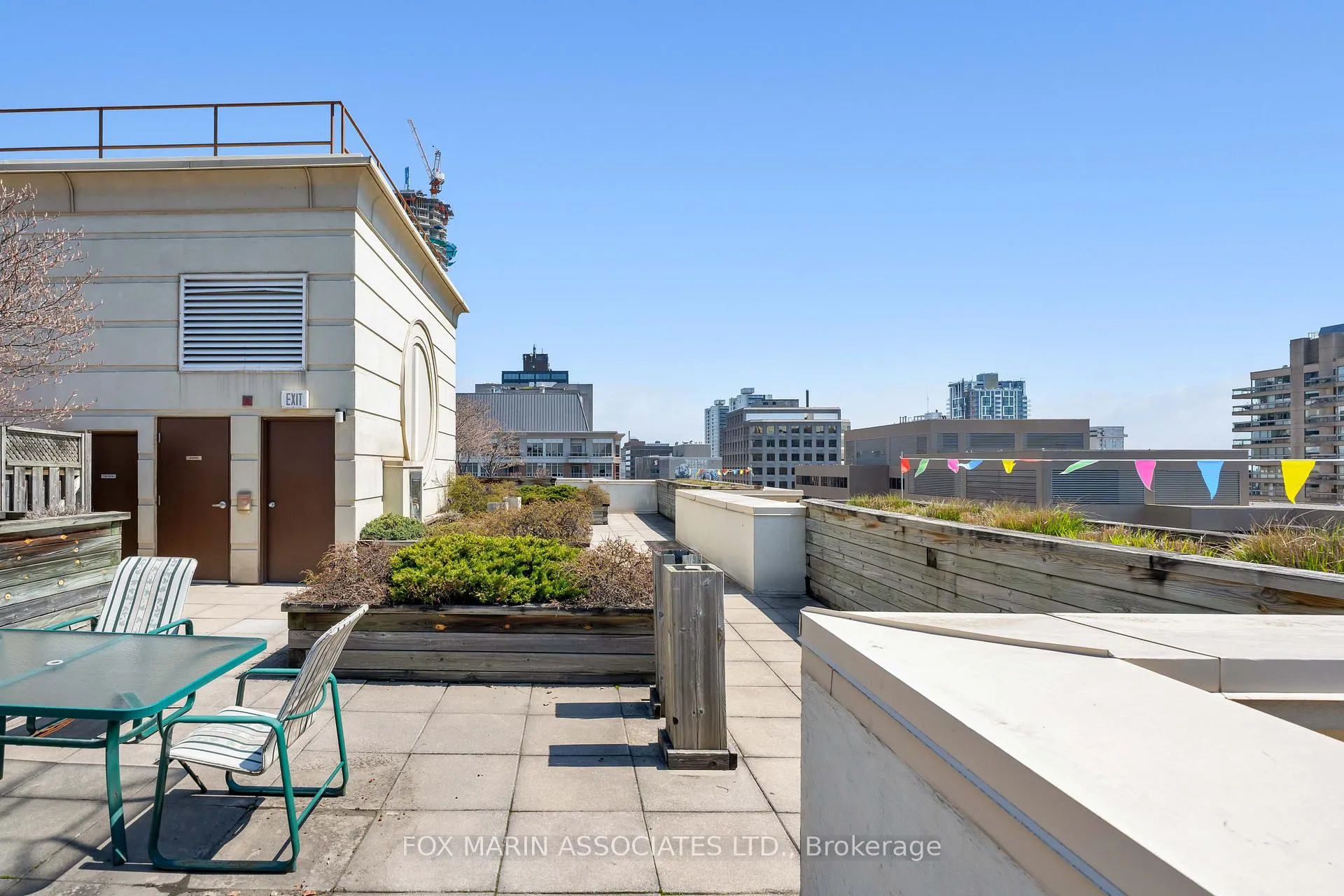Photo 42 of Unit 805, 1 Deer Park Crescent, Toronto, Yonge-St. Clair — HOMEH
