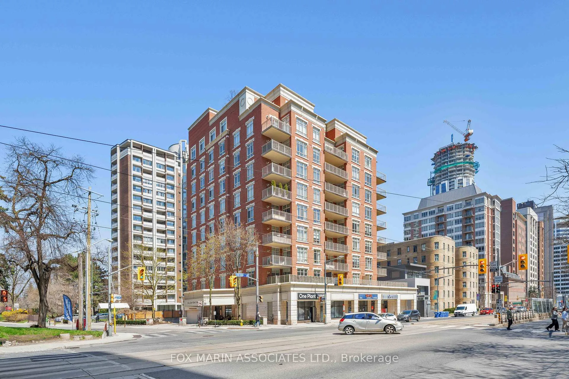 Photo 44 of Unit 805, 1 Deer Park Crescent, Toronto, Yonge-St. Clair — HOMEH