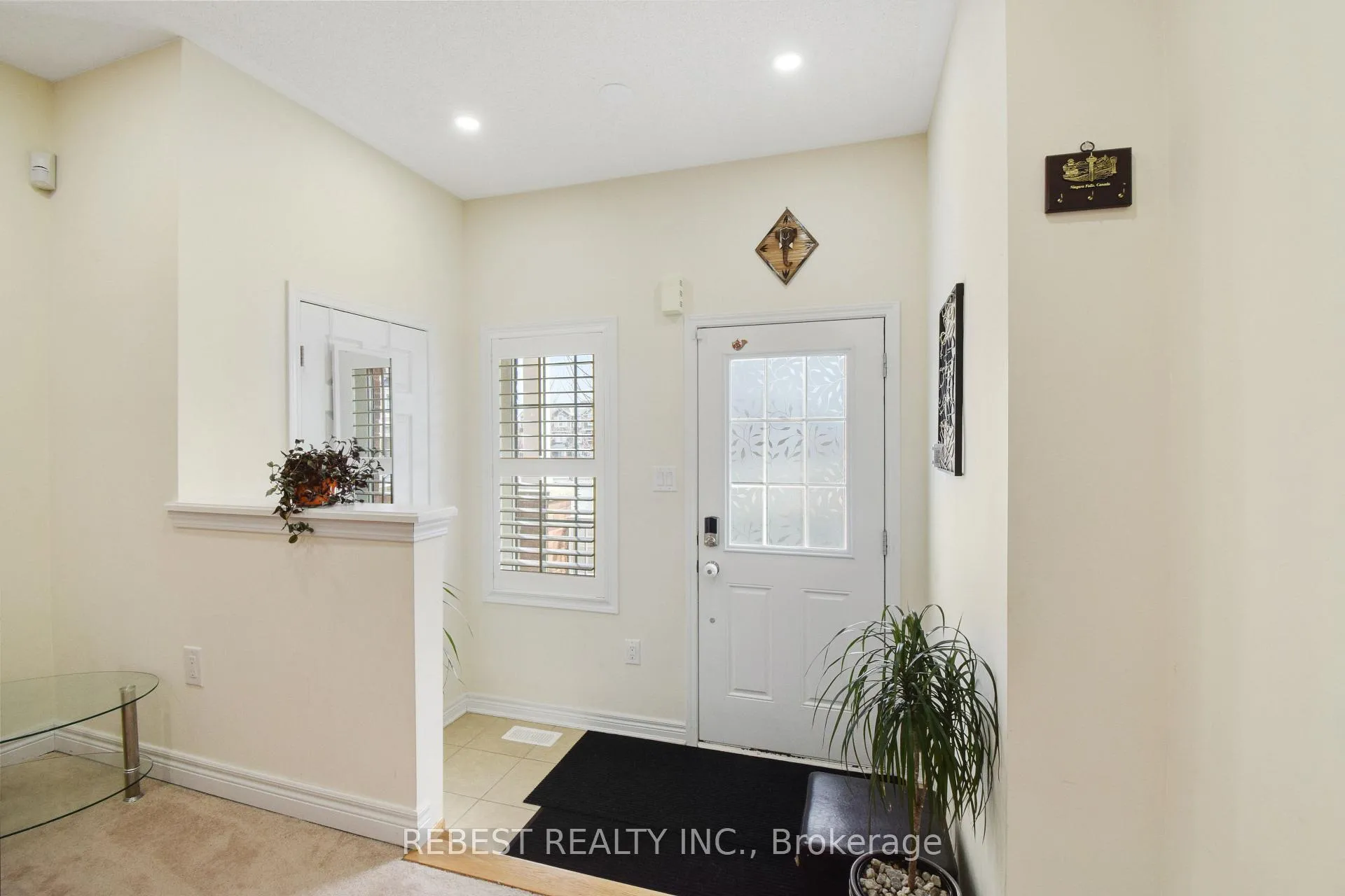 Photo 6 of 32 Volner Road, Brampton, Northwest Brampton — HOMEH