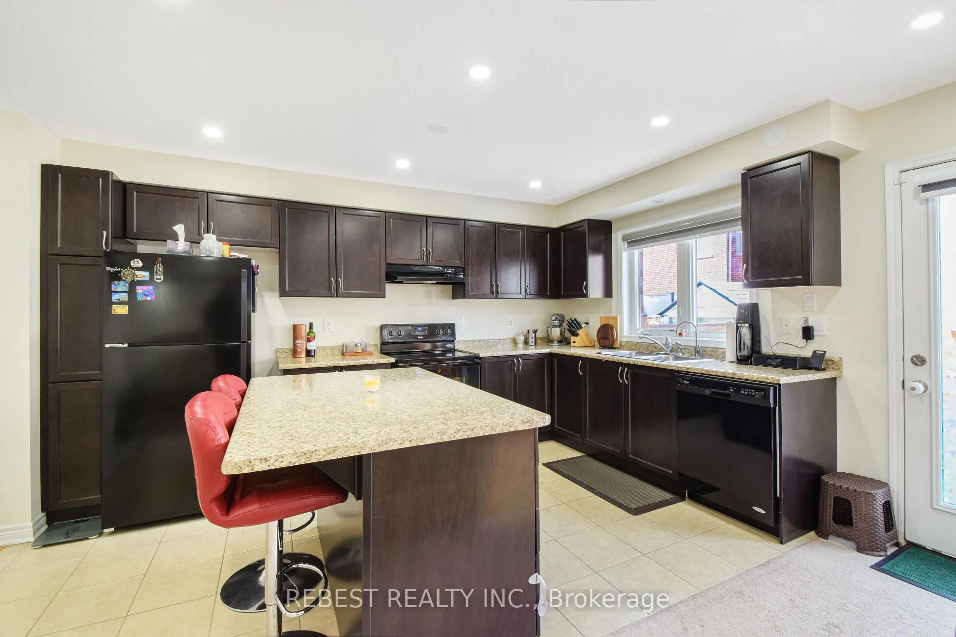 Photo 20 of 32 Volner Road, Brampton, Northwest Brampton — HOMEH