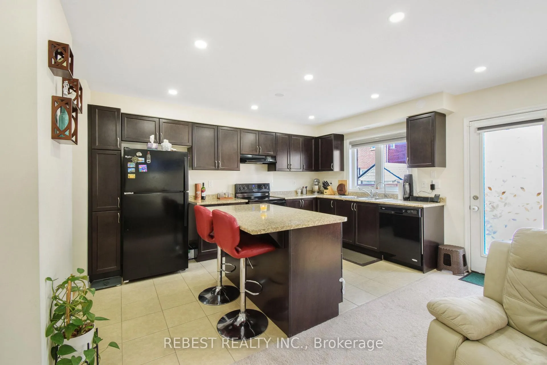 Photo 22 of 32 Volner Road, Brampton, Northwest Brampton — HOMEH