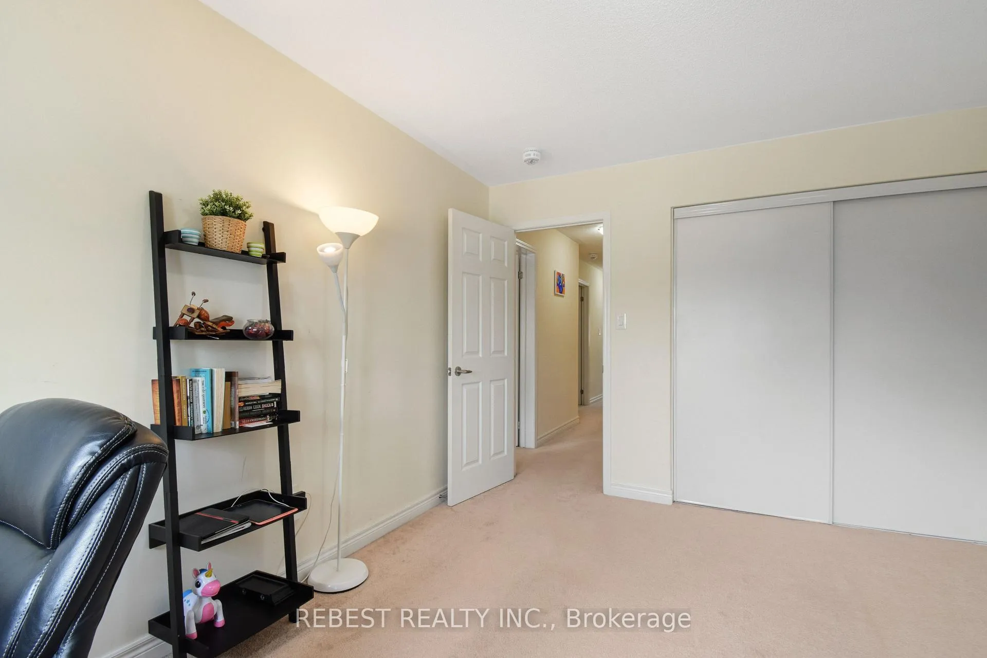 Photo 36 of 32 Volner Road, Brampton, Northwest Brampton — HOMEH
