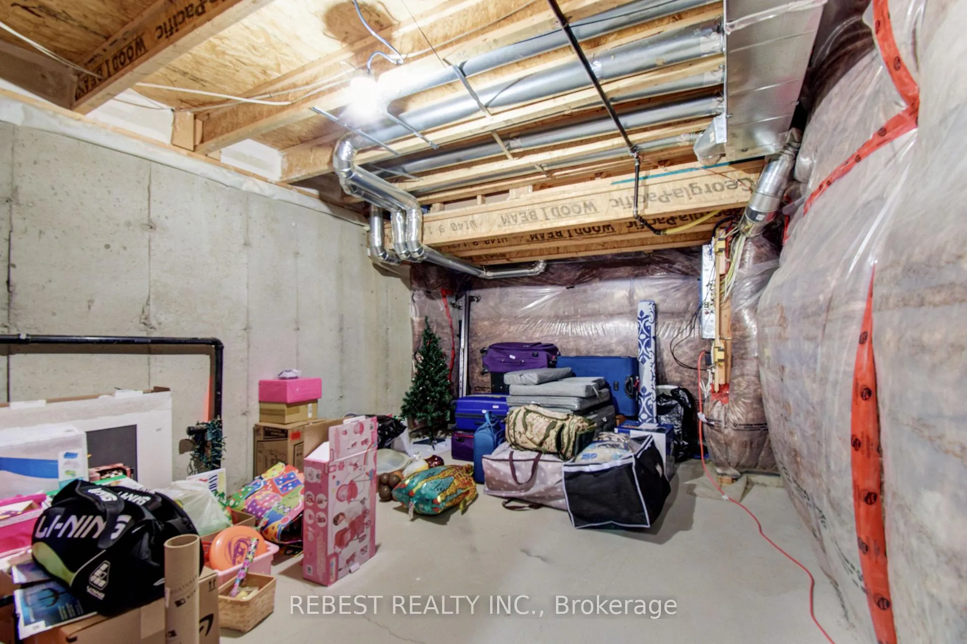 Photo 48 of 32 Volner Road, Brampton, Northwest Brampton — HOMEH