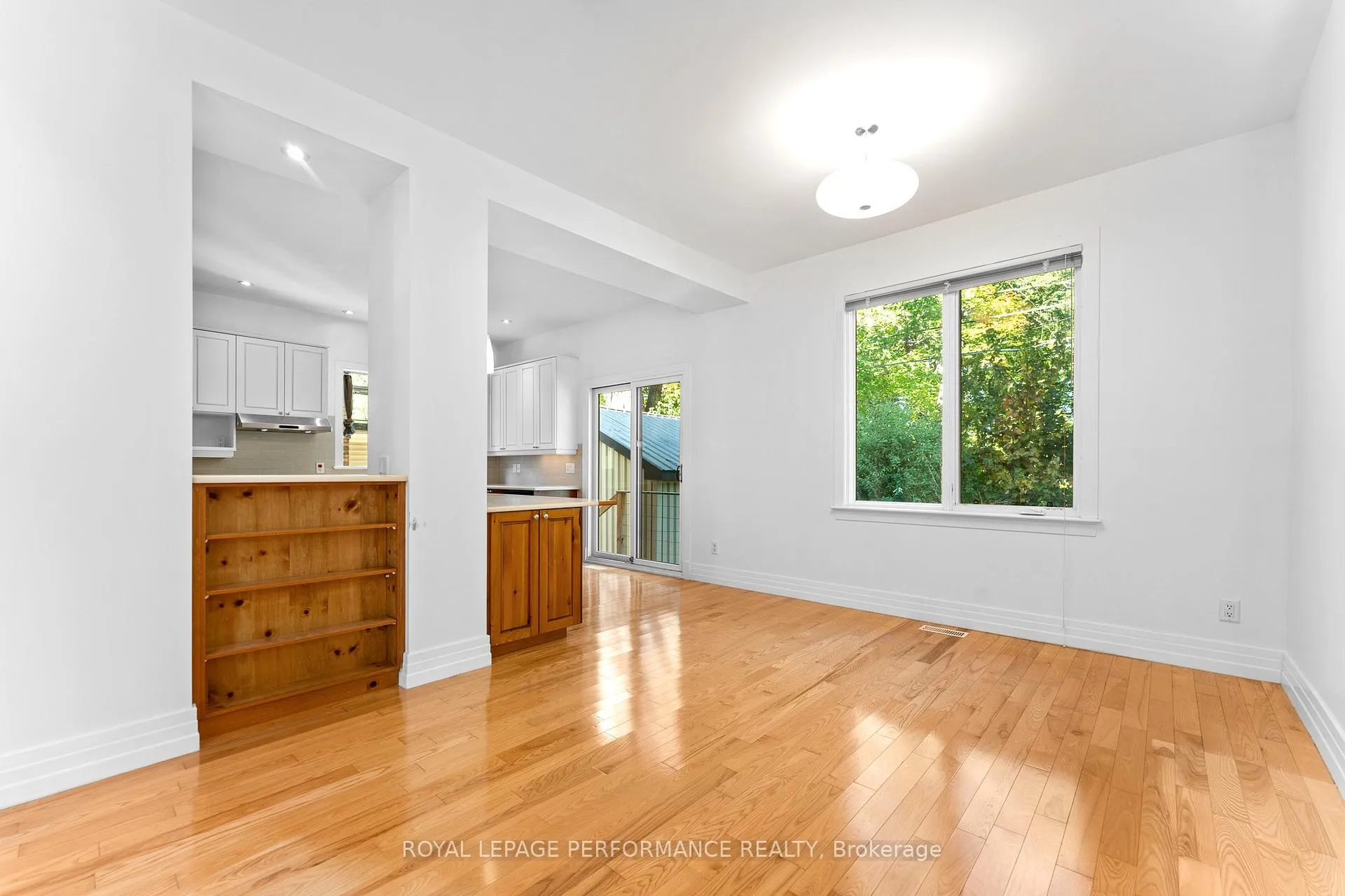 Photo 11 of 45 Old Sunset Boulevard, Ottawa, Dows Lake — HOMEH