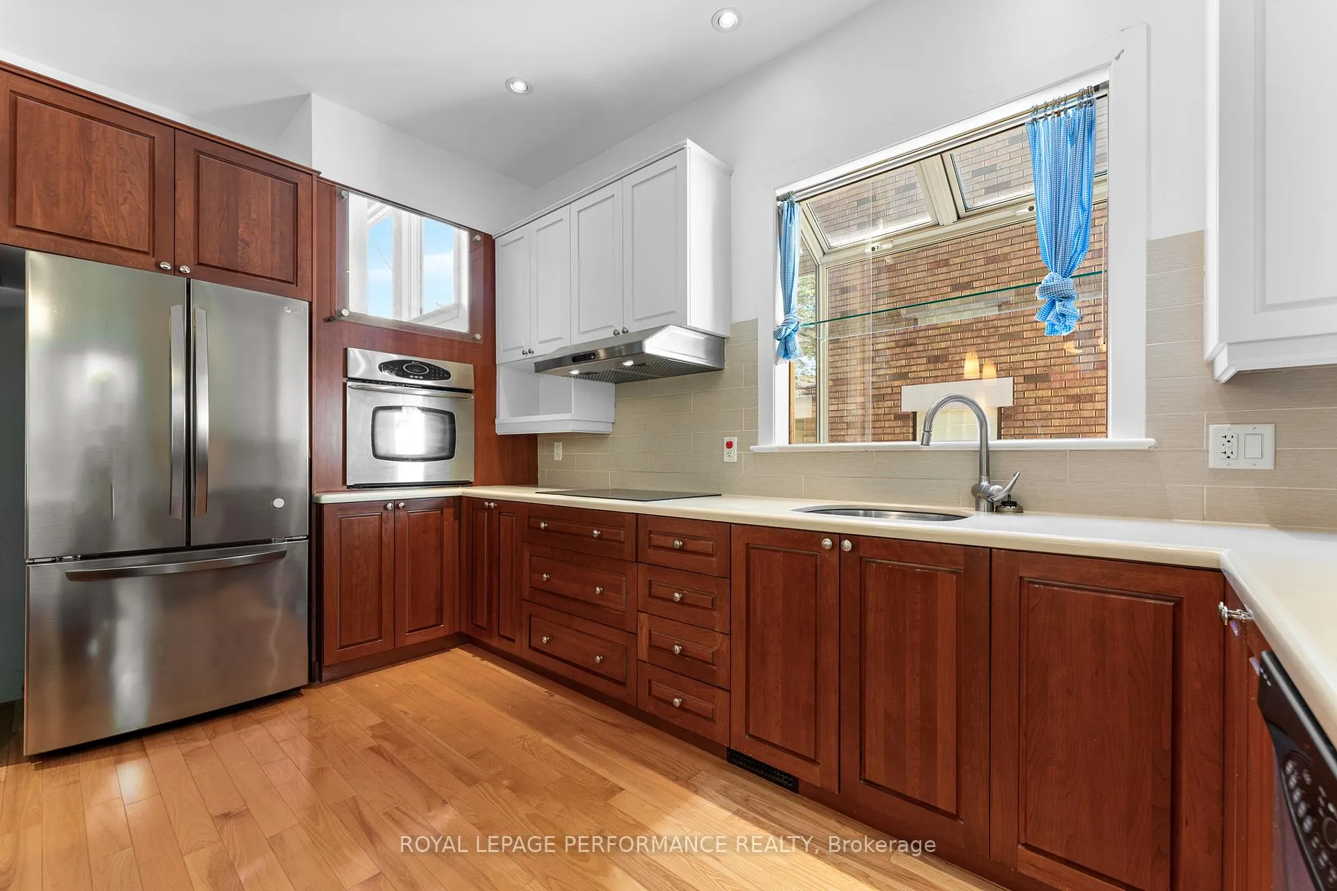 Photo 19 of 45 Old Sunset Boulevard, Ottawa, Dows Lake — HOMEH