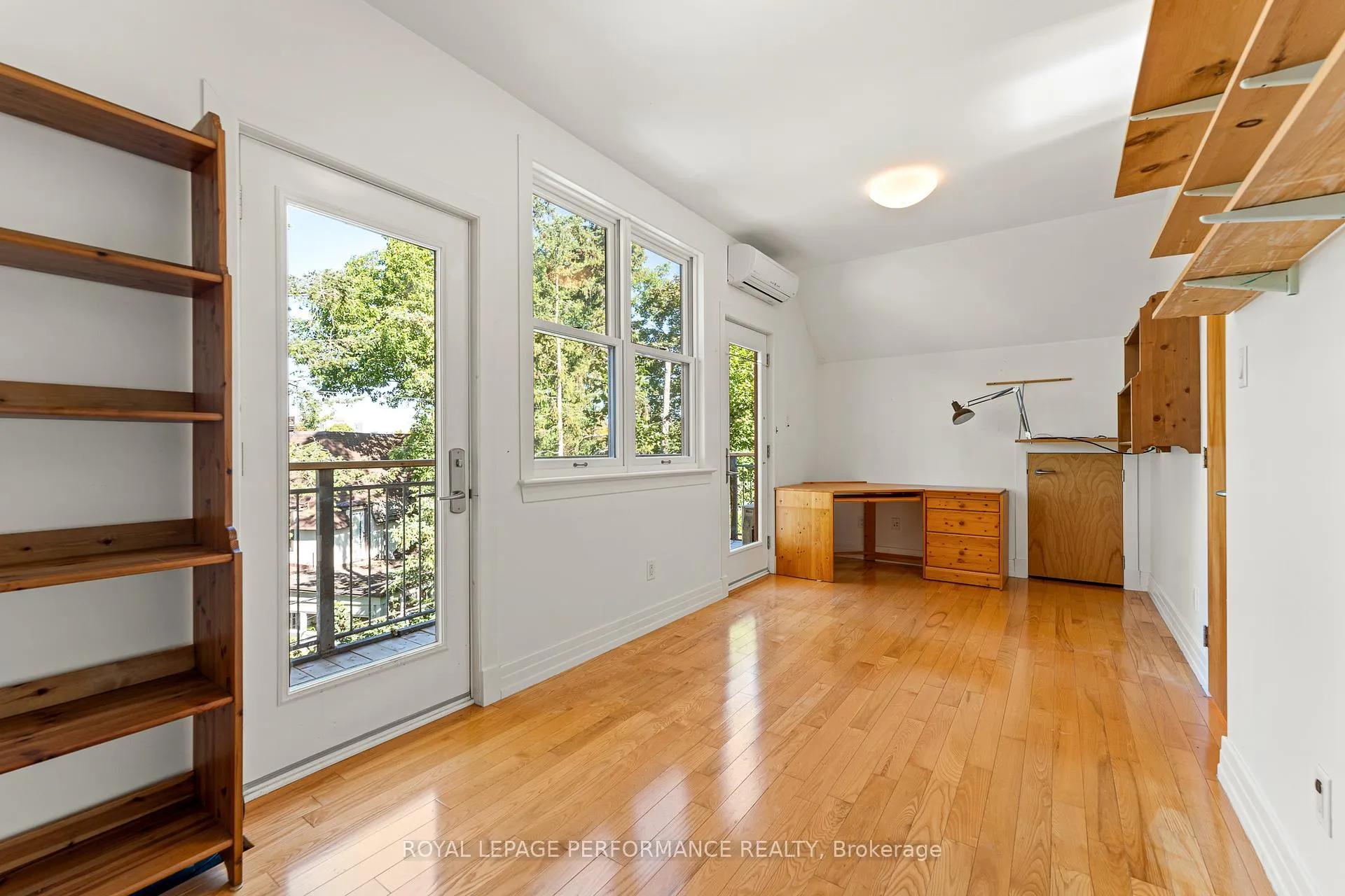 Photo 37 of 45 Old Sunset Boulevard, Ottawa, Dows Lake — HOMEH