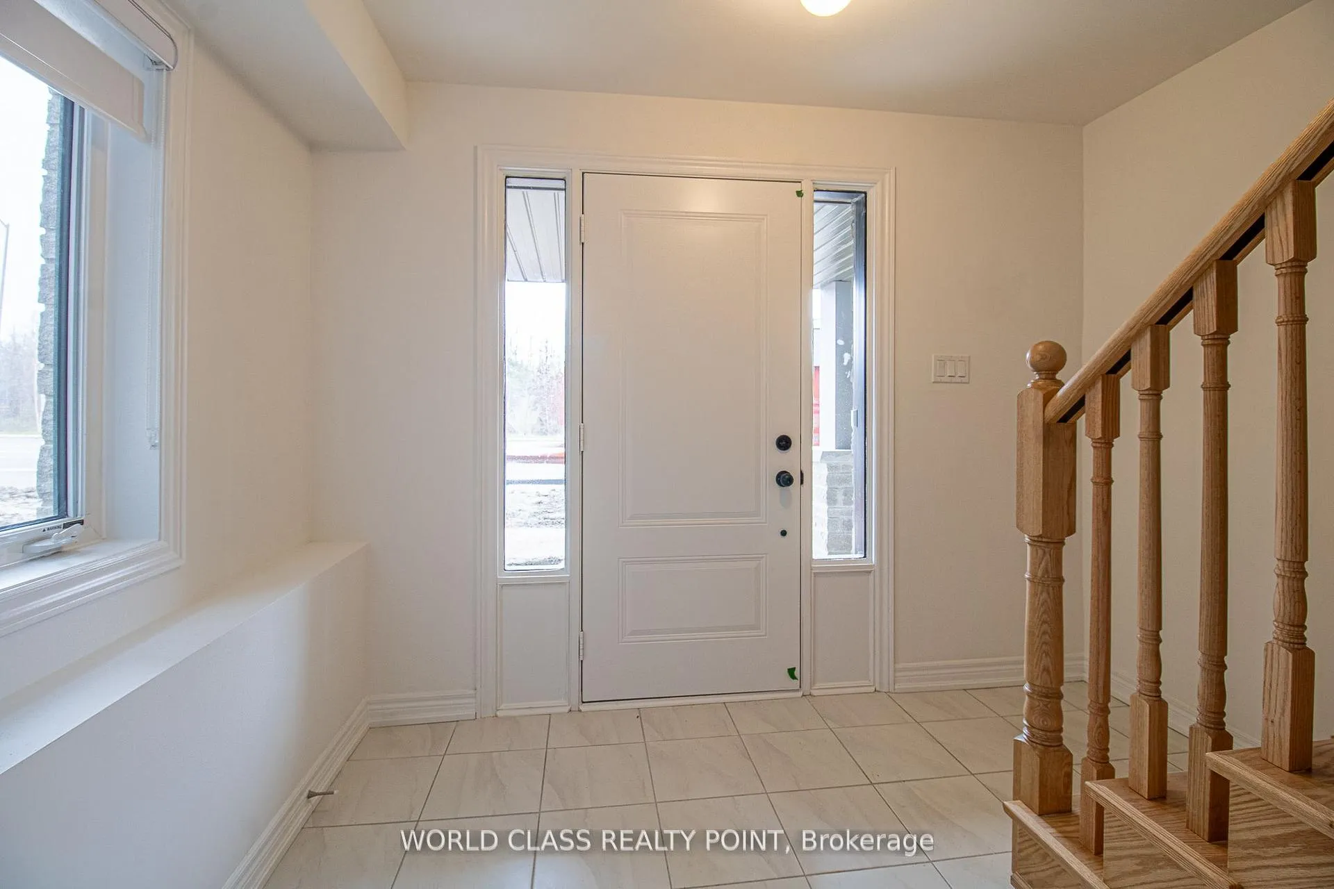 Photo 3 of 432 Salem Road, Ajax, South East — HOMEH