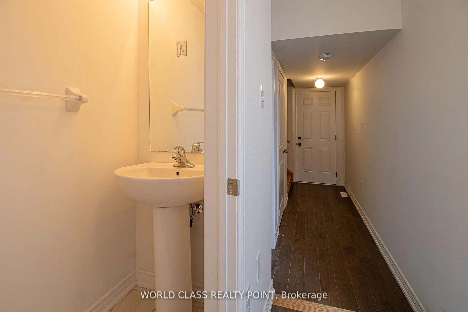 Photo 6 of 432 Salem Road, Ajax, South East — HOMEH
