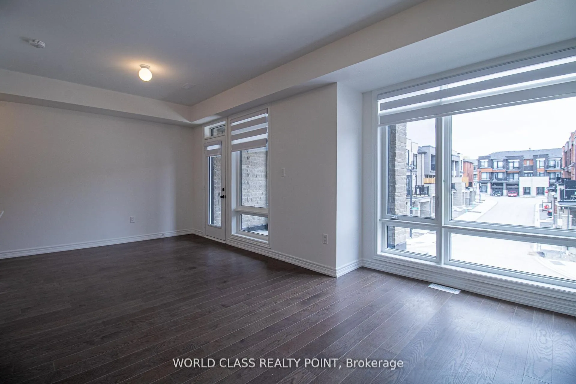 Photo 14 of 432 Salem Road, Ajax, South East — HOMEH