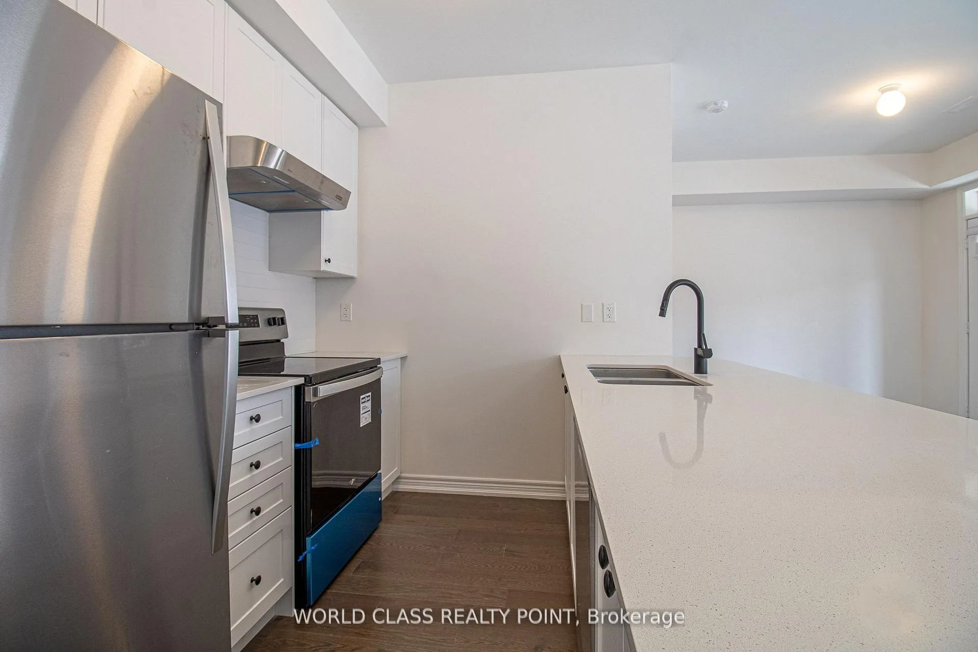 Photo 15 of 432 Salem Road, Ajax, South East — HOMEH