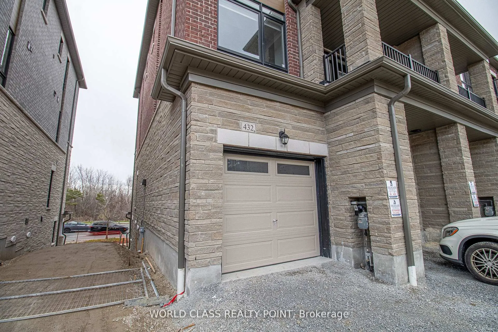 Photo 31 of 432 Salem Road, Ajax, South East — HOMEH