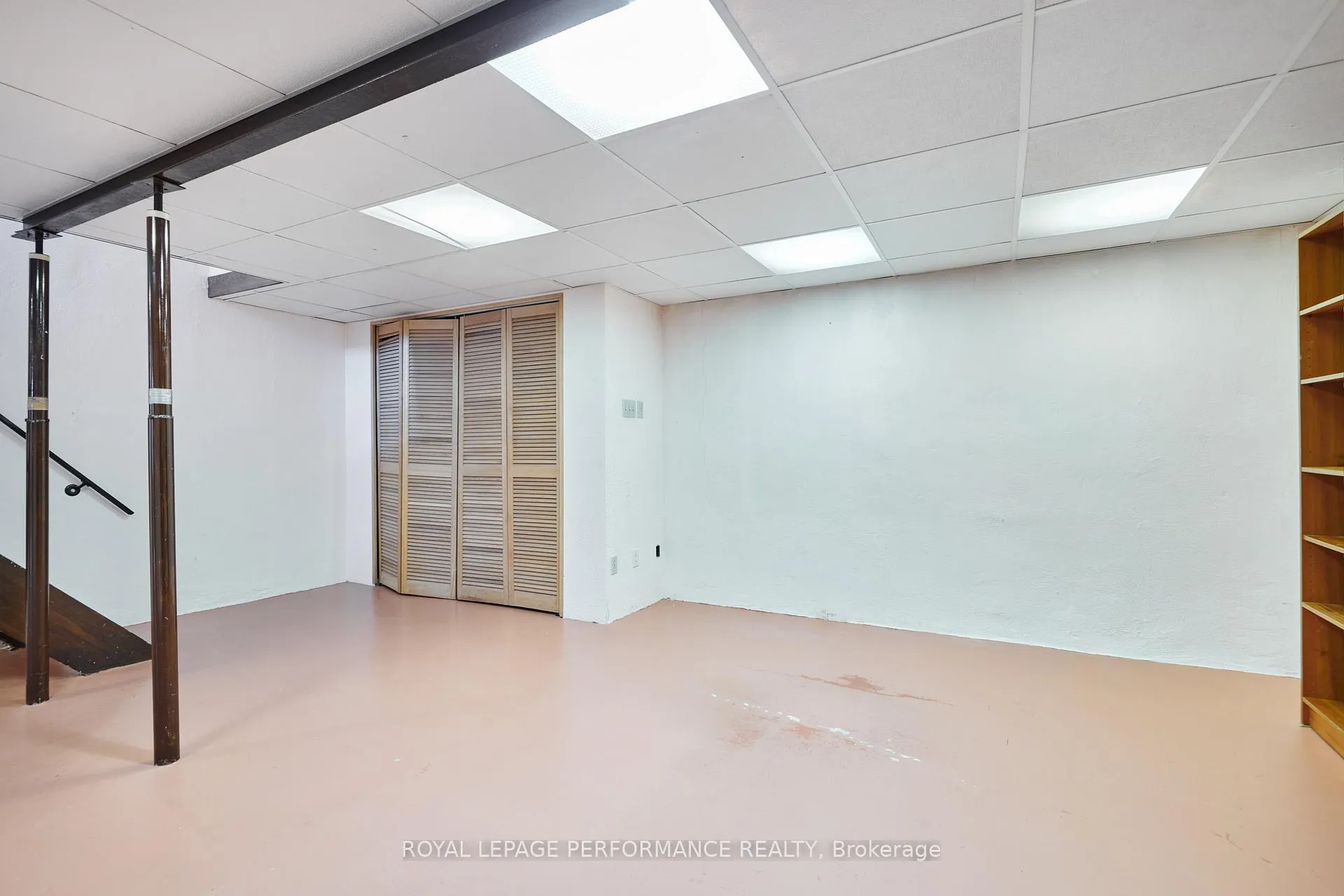 Photo 31 of 2166 Bickerton Avenue, Ottawa, Beacon Hill North — HOMEH