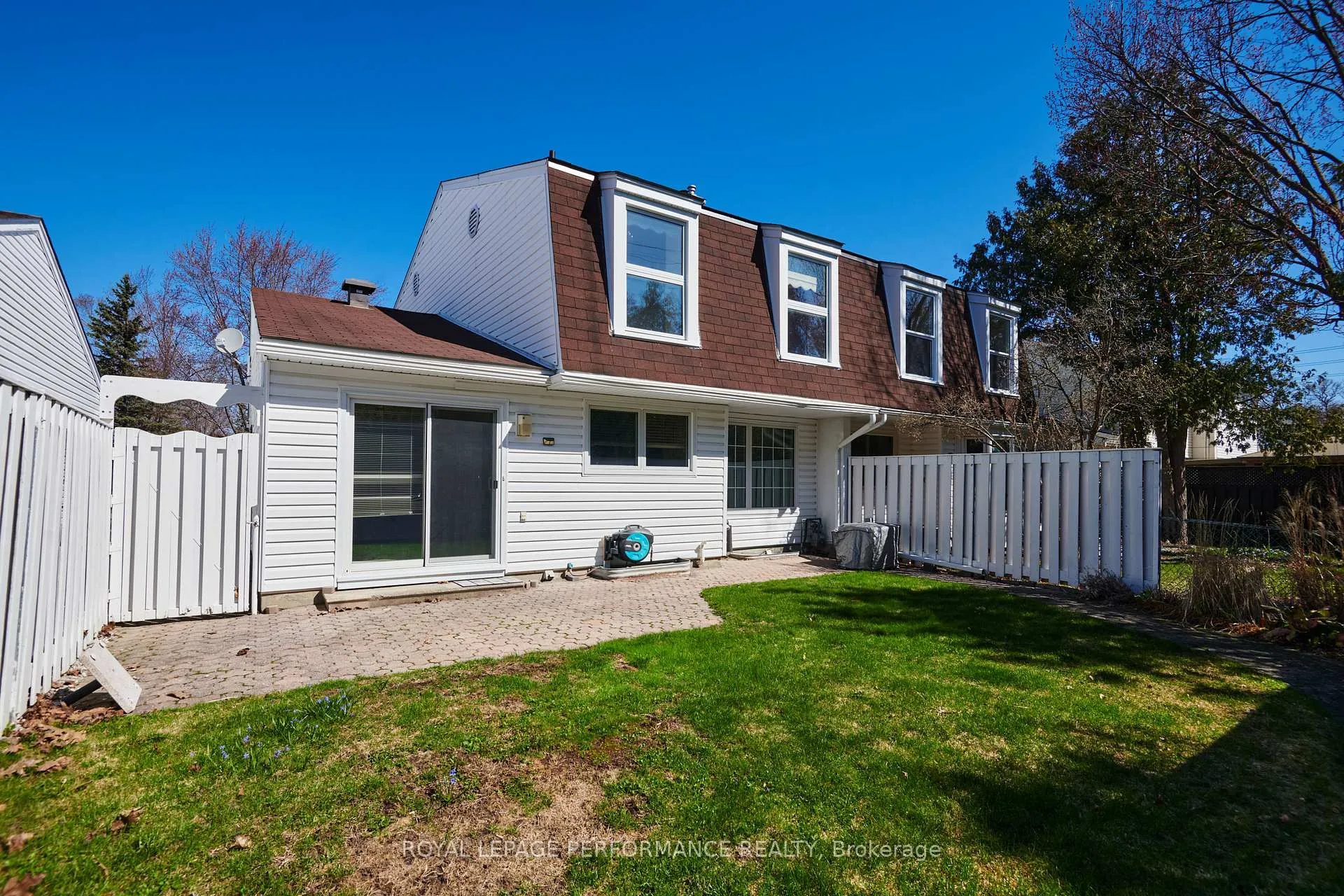 Photo 33 of 2166 Bickerton Avenue, Ottawa, Beacon Hill North — HOMEH