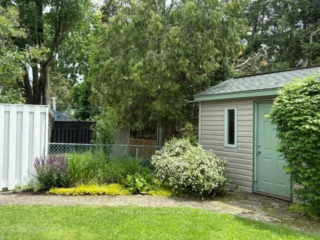 Photo 42 of 2166 Bickerton Avenue, Ottawa, Beacon Hill North — HOMEH
