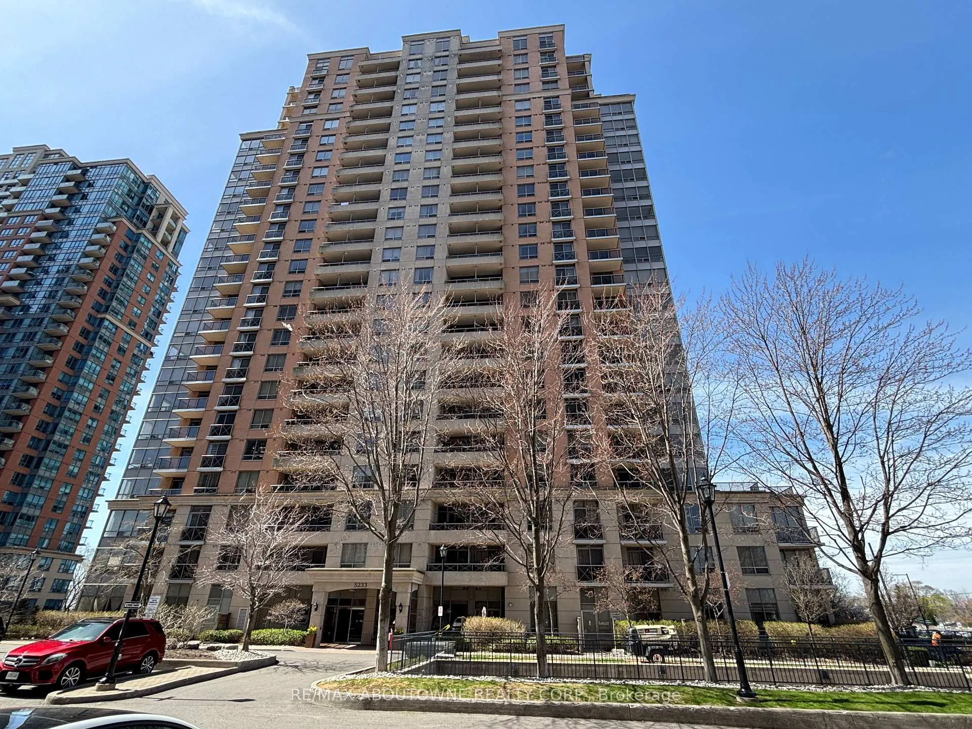 Front of Unit 2330, 5233 Dundas Street W