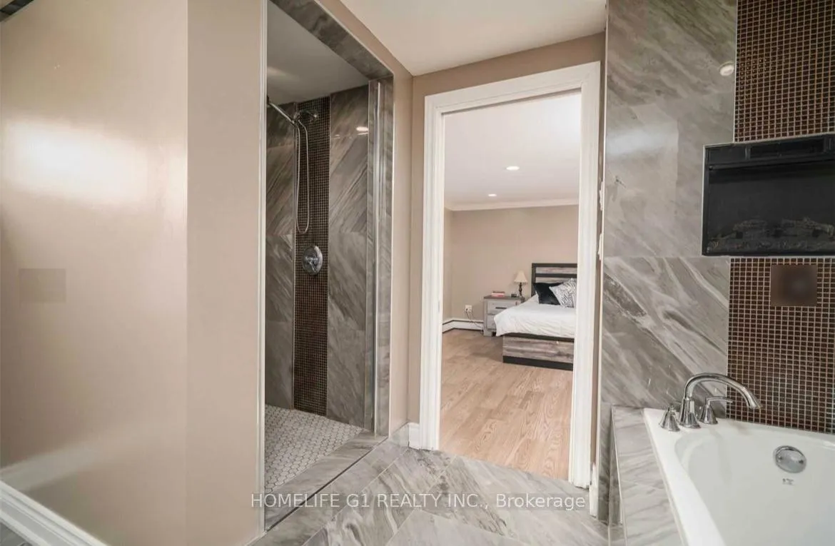 Photo 46 of 10 Douglas Place, Hamilton, Stoney Creek — HOMEH