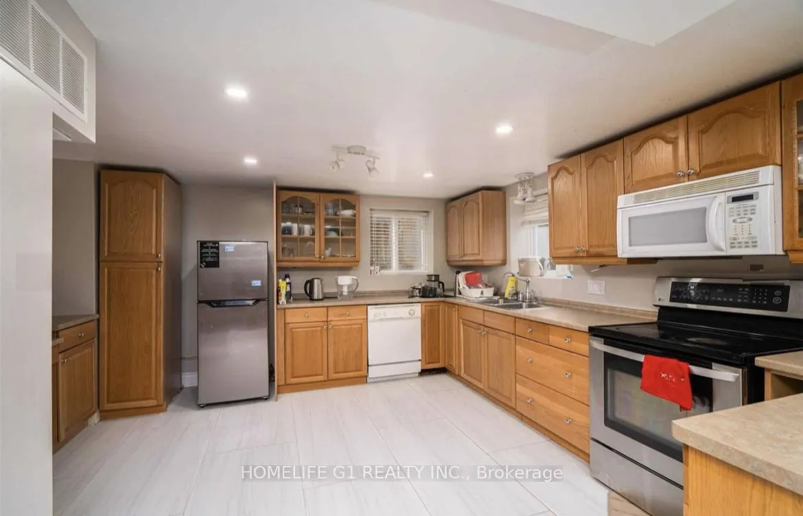 Photo 50 of 10 Douglas Place, Hamilton, Stoney Creek — HOMEH