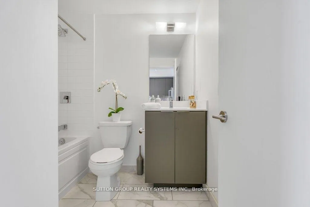 Photo 7 of Unit 3014, 30 Shore Breeze Drive, Etobicoke, Mimico — HOMEH