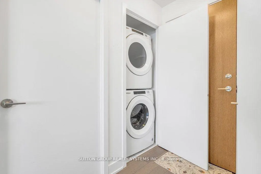 Photo 8 of Unit 3014, 30 Shore Breeze Drive, Etobicoke, Mimico — HOMEH