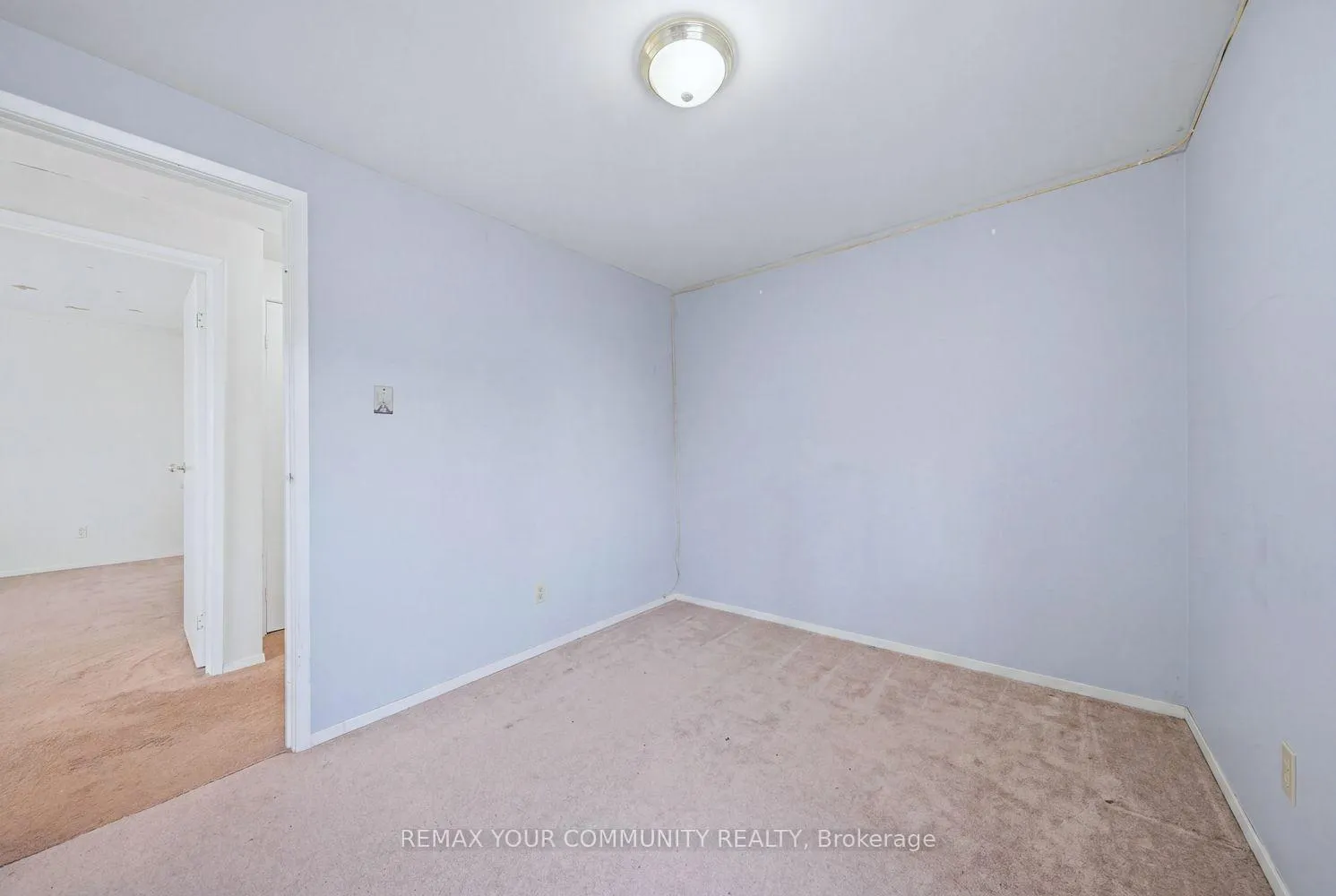 Photo 25 of 1238 Consort Crescent, Burlington, Palmer — HOMEH