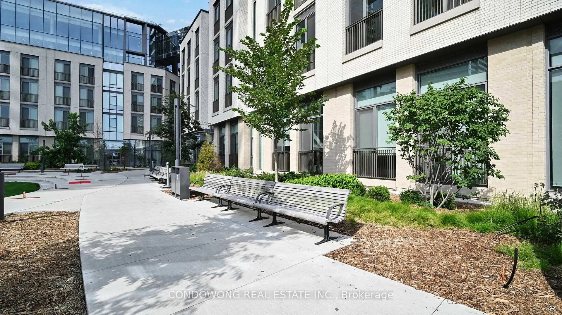 Photo 4 of Unit 1112, 7890 Jane Street, Vaughan, Concord — HOMEH