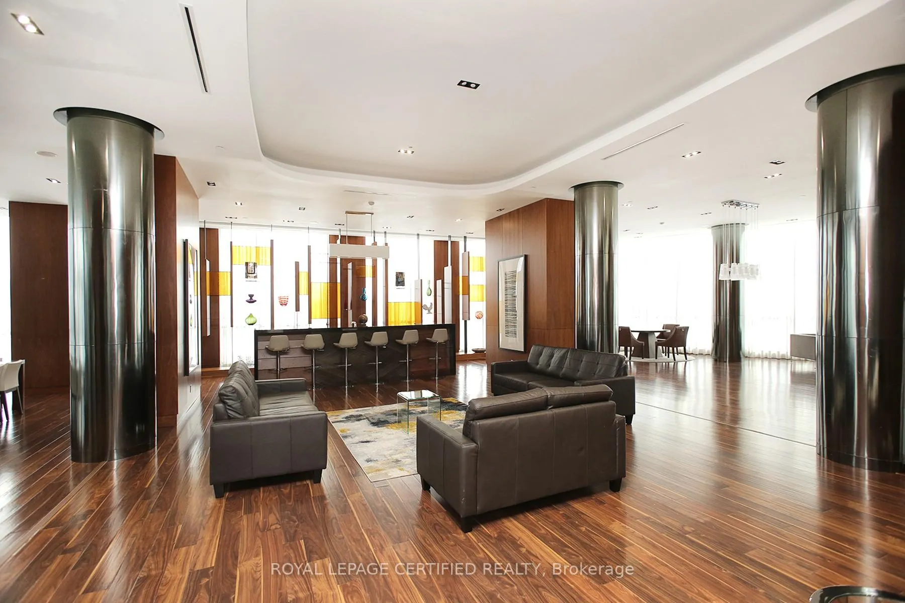 Photo 5 of Unit 809, 5 Valhalla Inn Road, Etobicoke, Islington-City Centre West — HOMEH