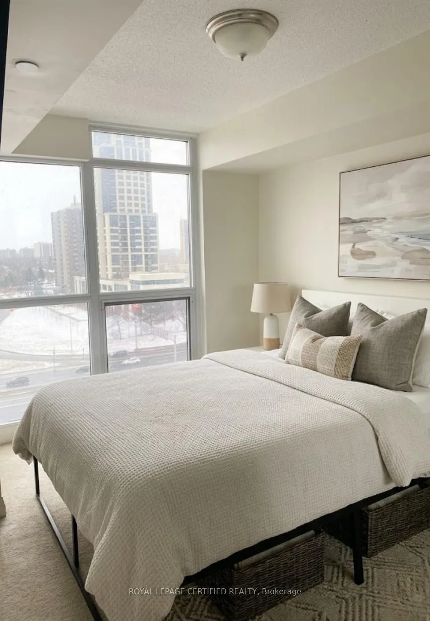 Photo 10 of Unit 809, 5 Valhalla Inn Road, Etobicoke, Islington-City Centre West — HOMEH
