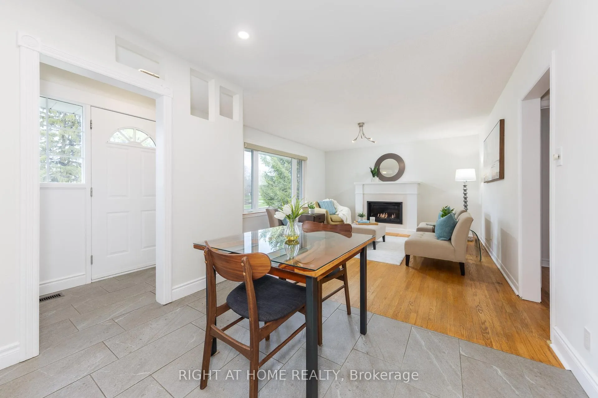 Photo 8 of 7 Lane Court, Halton Hills, Georgetown — HOMEH