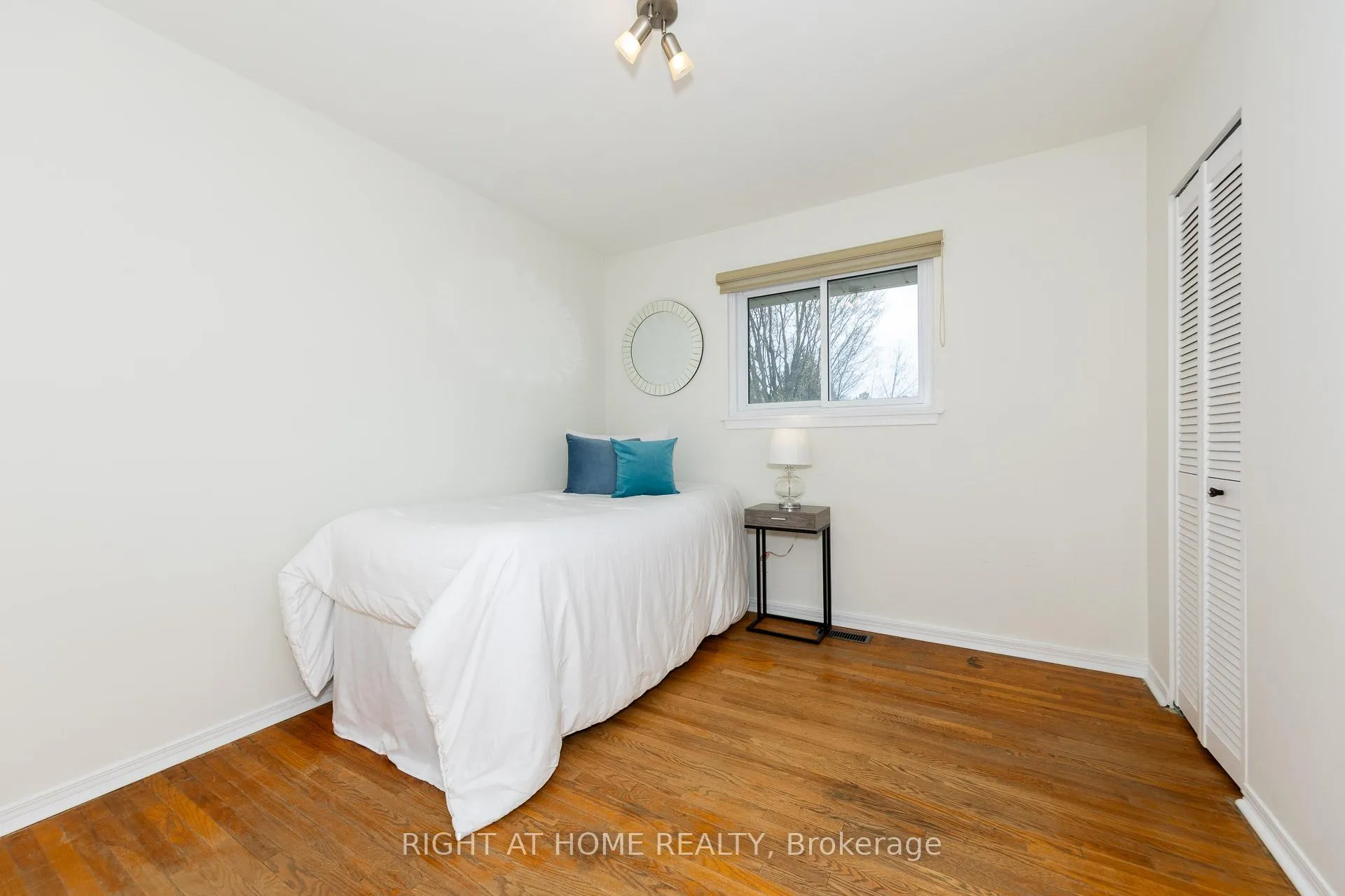 Photo 23 of 7 Lane Court, Halton Hills, Georgetown — HOMEH