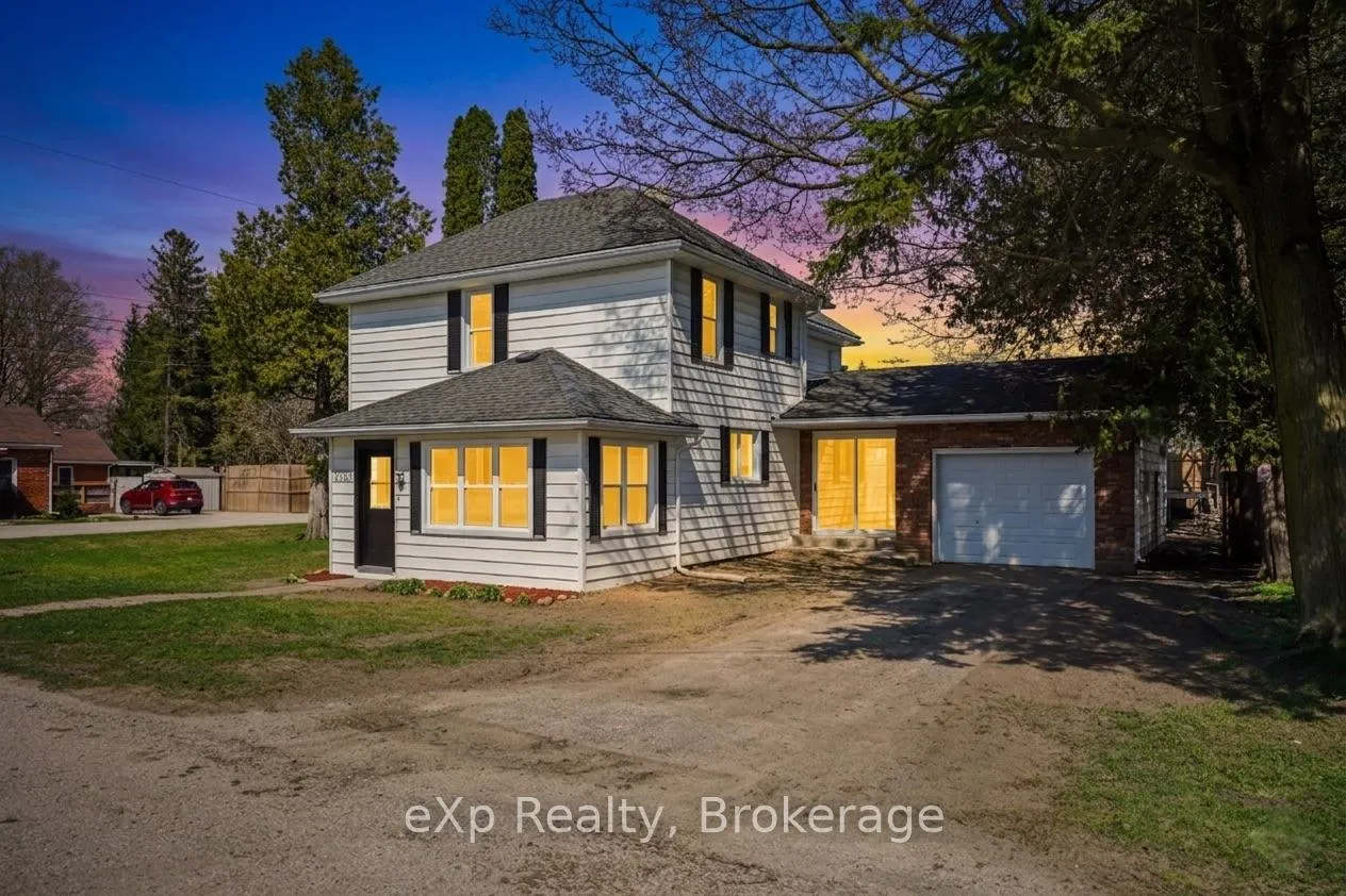 Photo 1 of 2051 Albert Street S, Howick — HOMEH