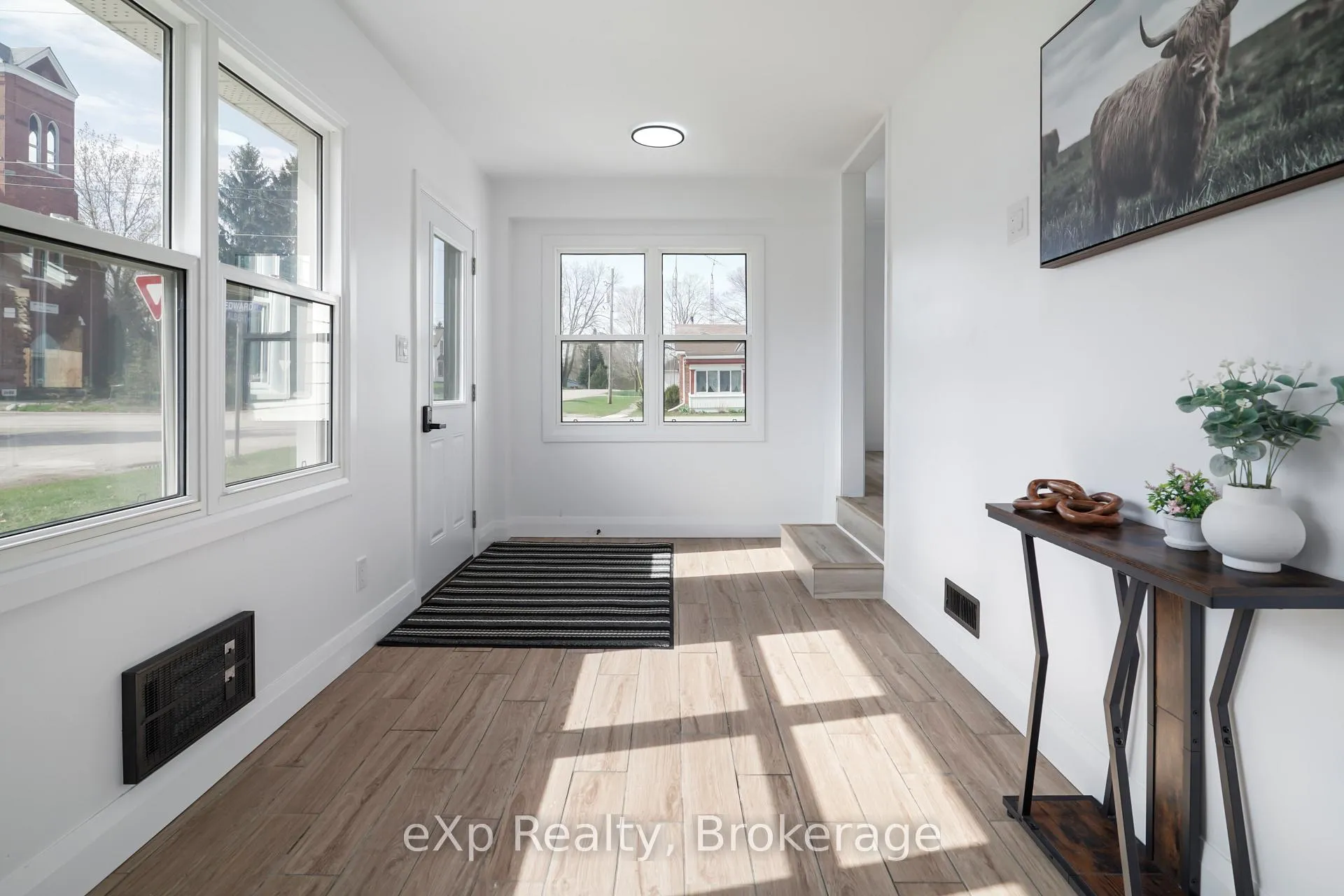 Photo 6 of 2051 Albert Street S, Howick — HOMEH
