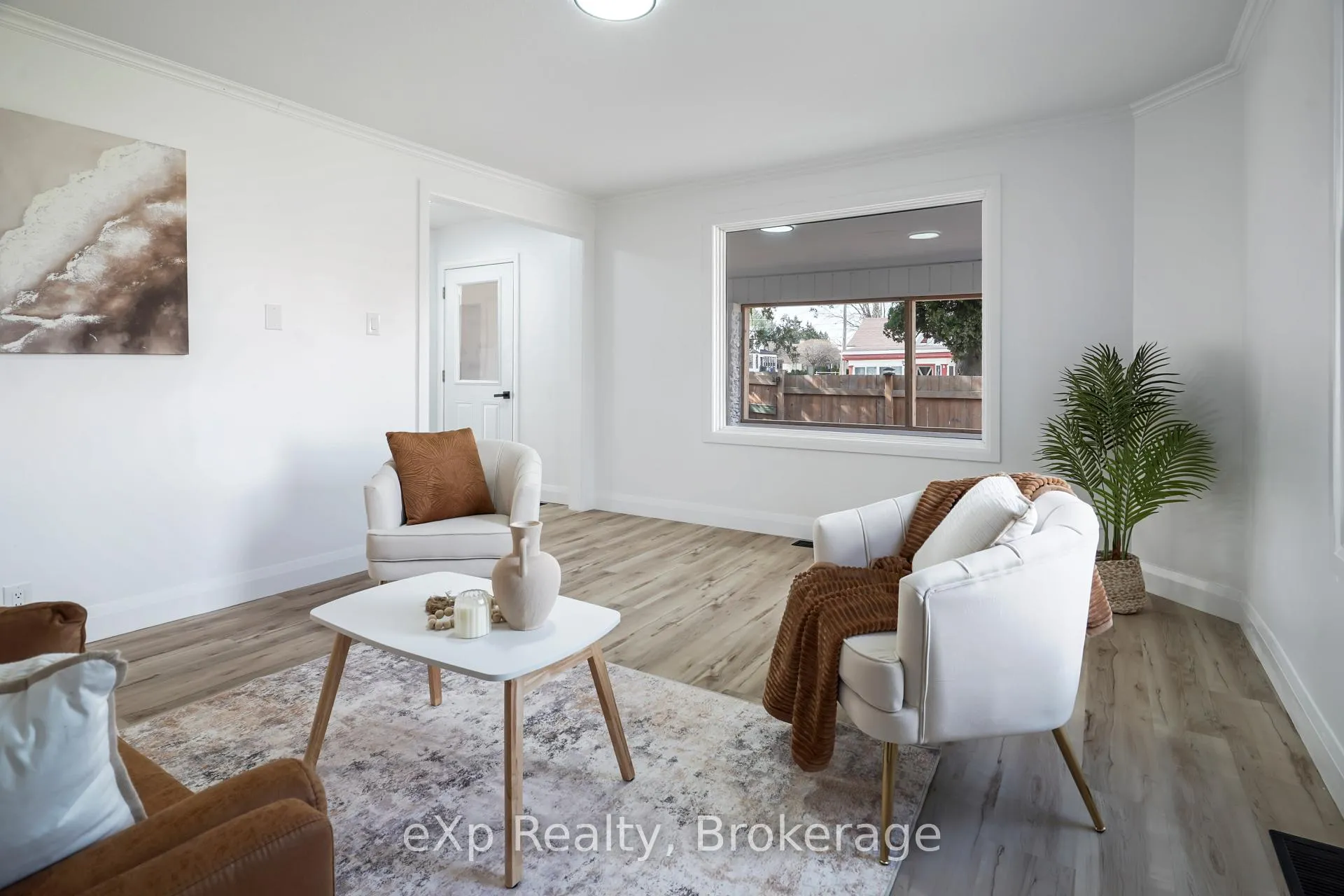 Photo 7 of 2051 Albert Street S, Howick — HOMEH