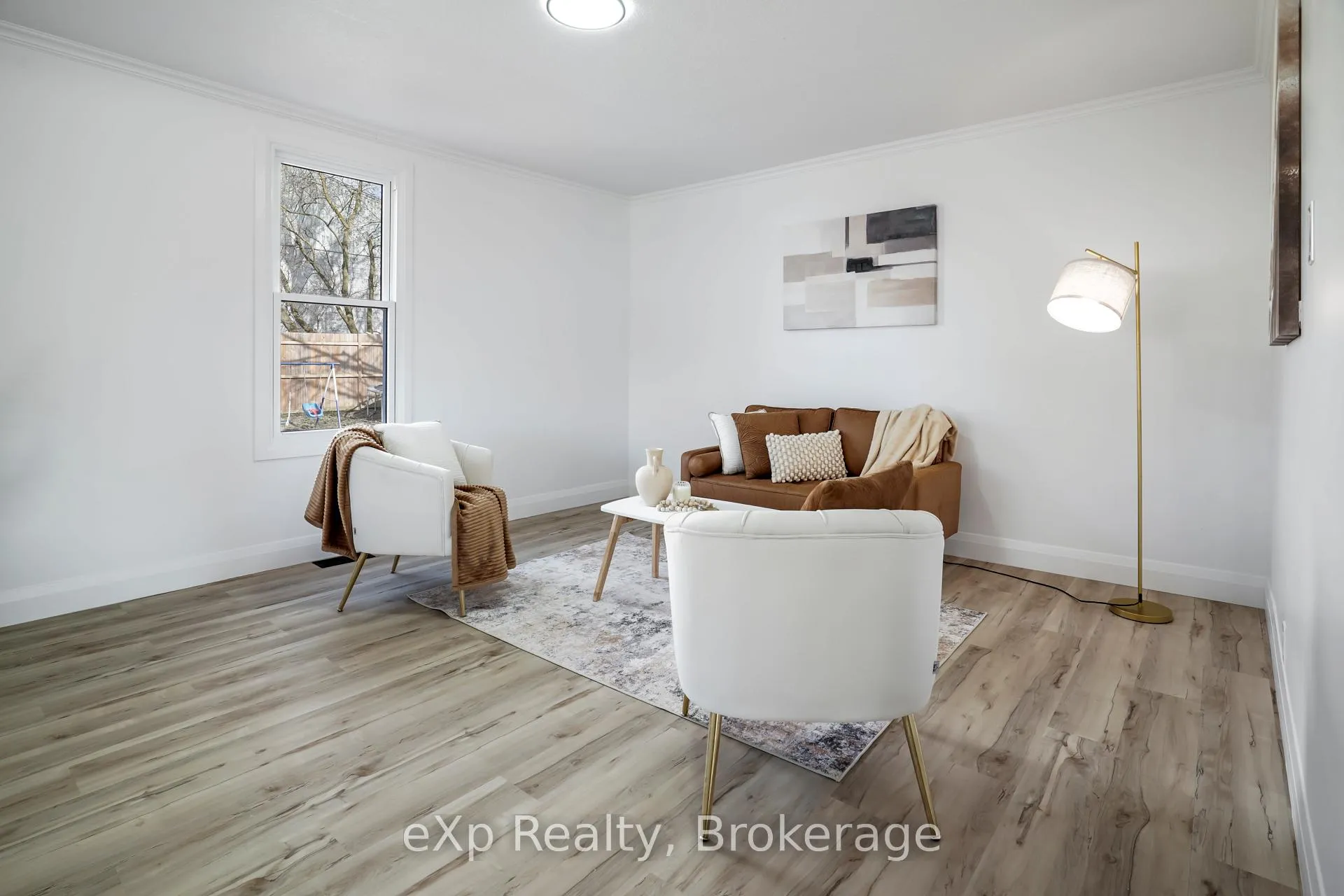 Photo 8 of 2051 Albert Street S, Howick — HOMEH
