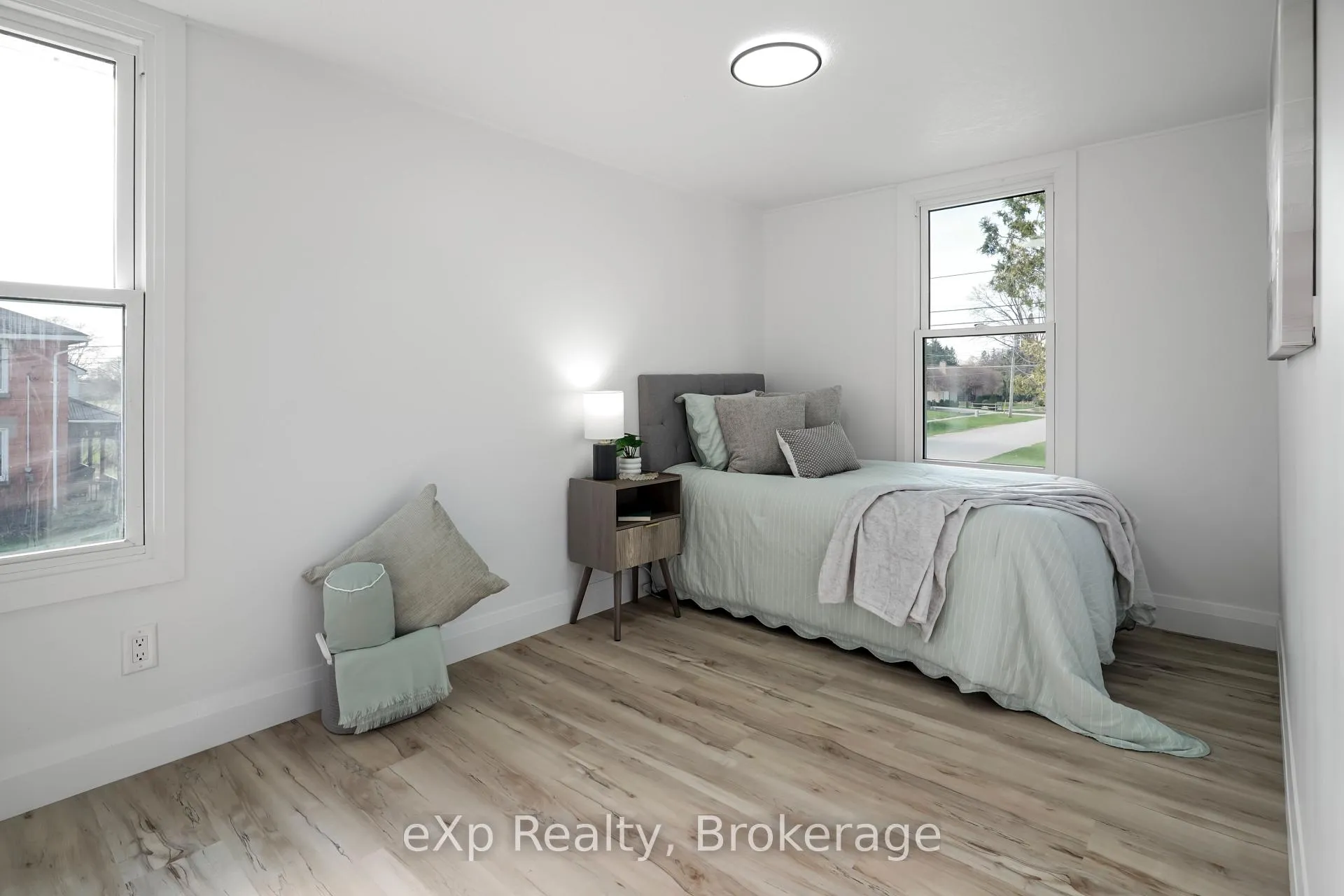 Photo 29 of 2051 Albert Street S, Howick — HOMEH